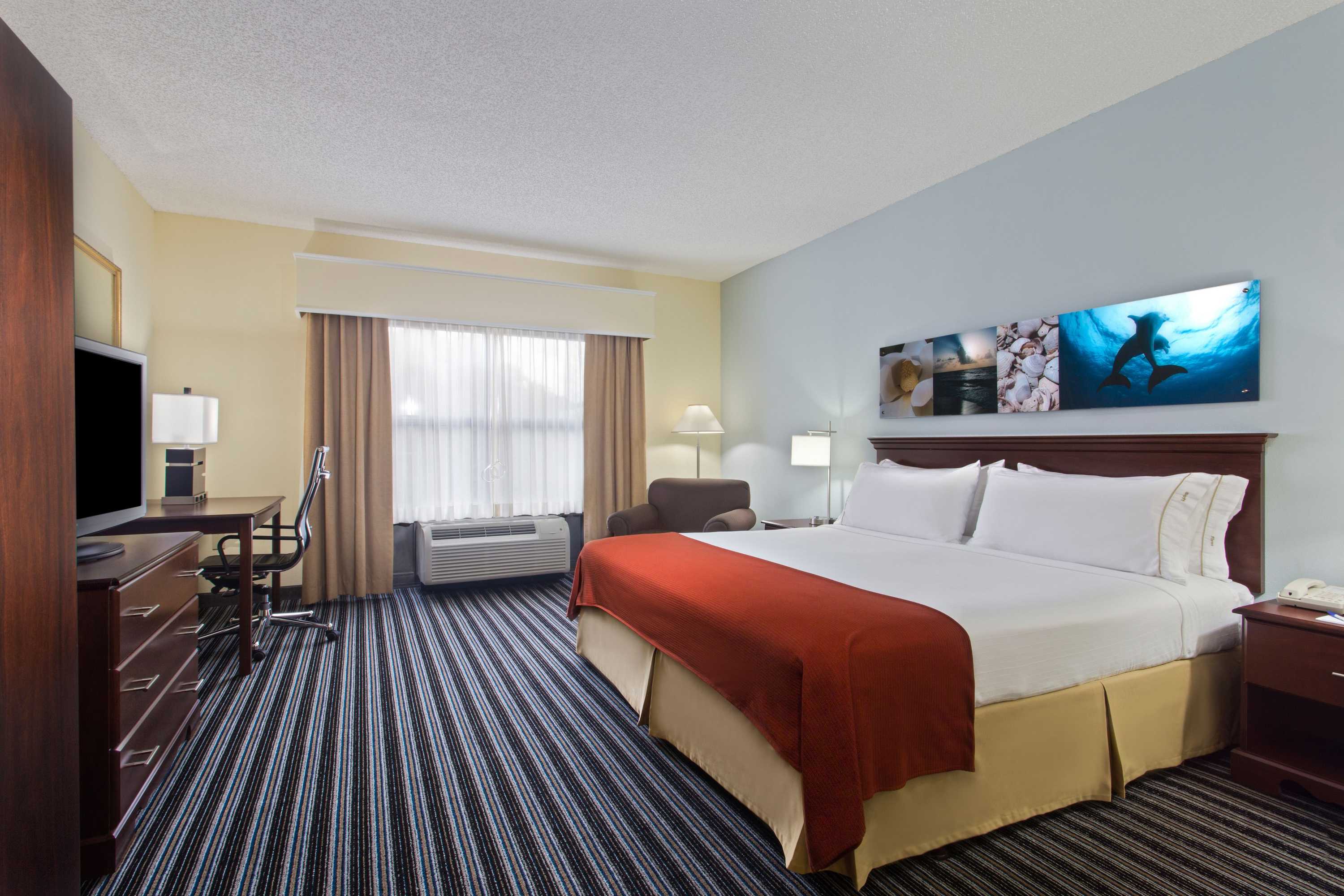 Gift card for Holiday Inn Express Hotel & Suites Clearwater North-Dunedin by Ihg Gift card for Holiday Inn Express Hotel & Suites Clearwater North-Dunedin by Ihg