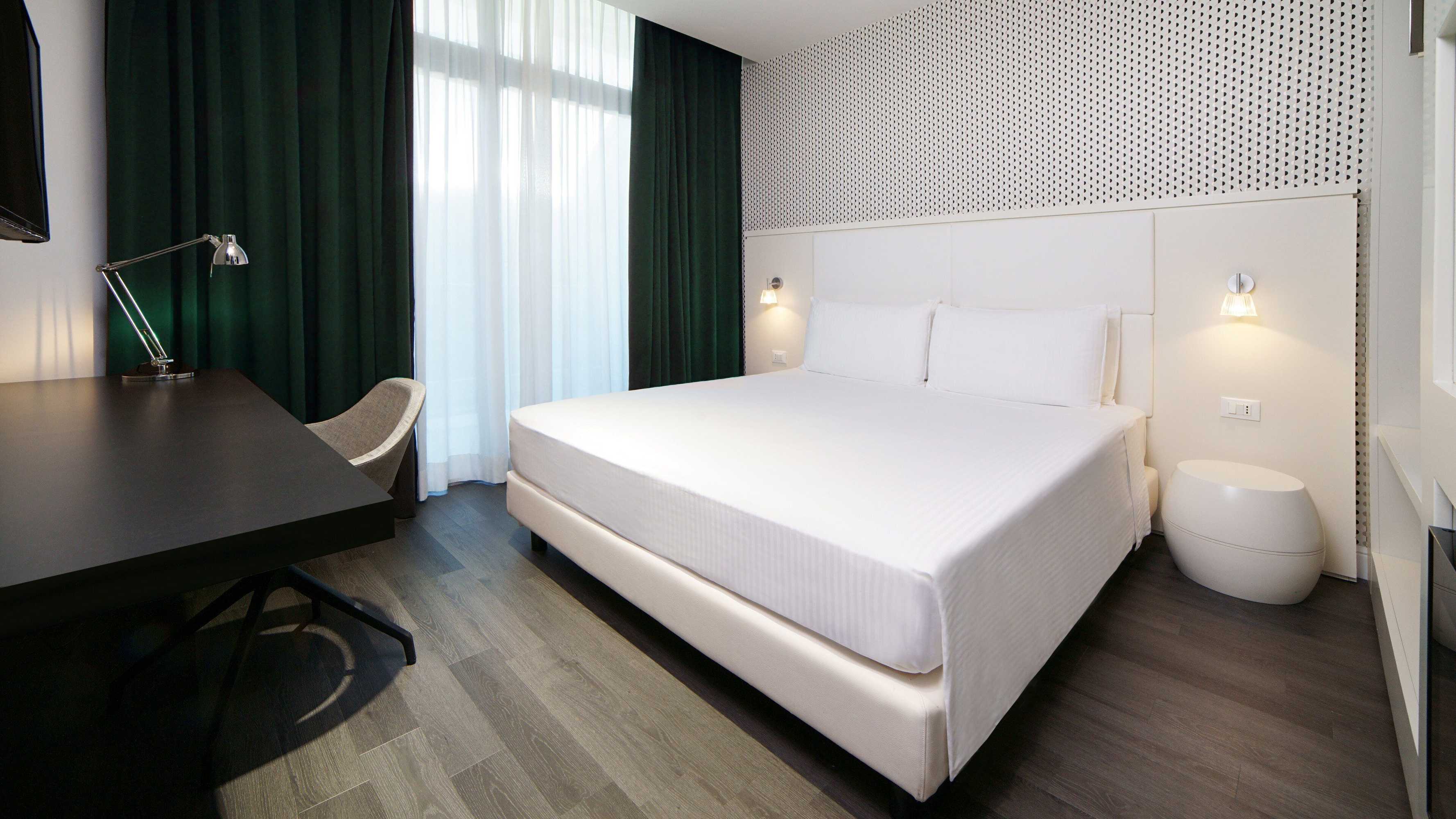 Gift card for Holiday Inn Nola - Naples Vulcano Buono by Ihg Gift card for Holiday Inn Nola - Naples Vulcano Buono by Ihg