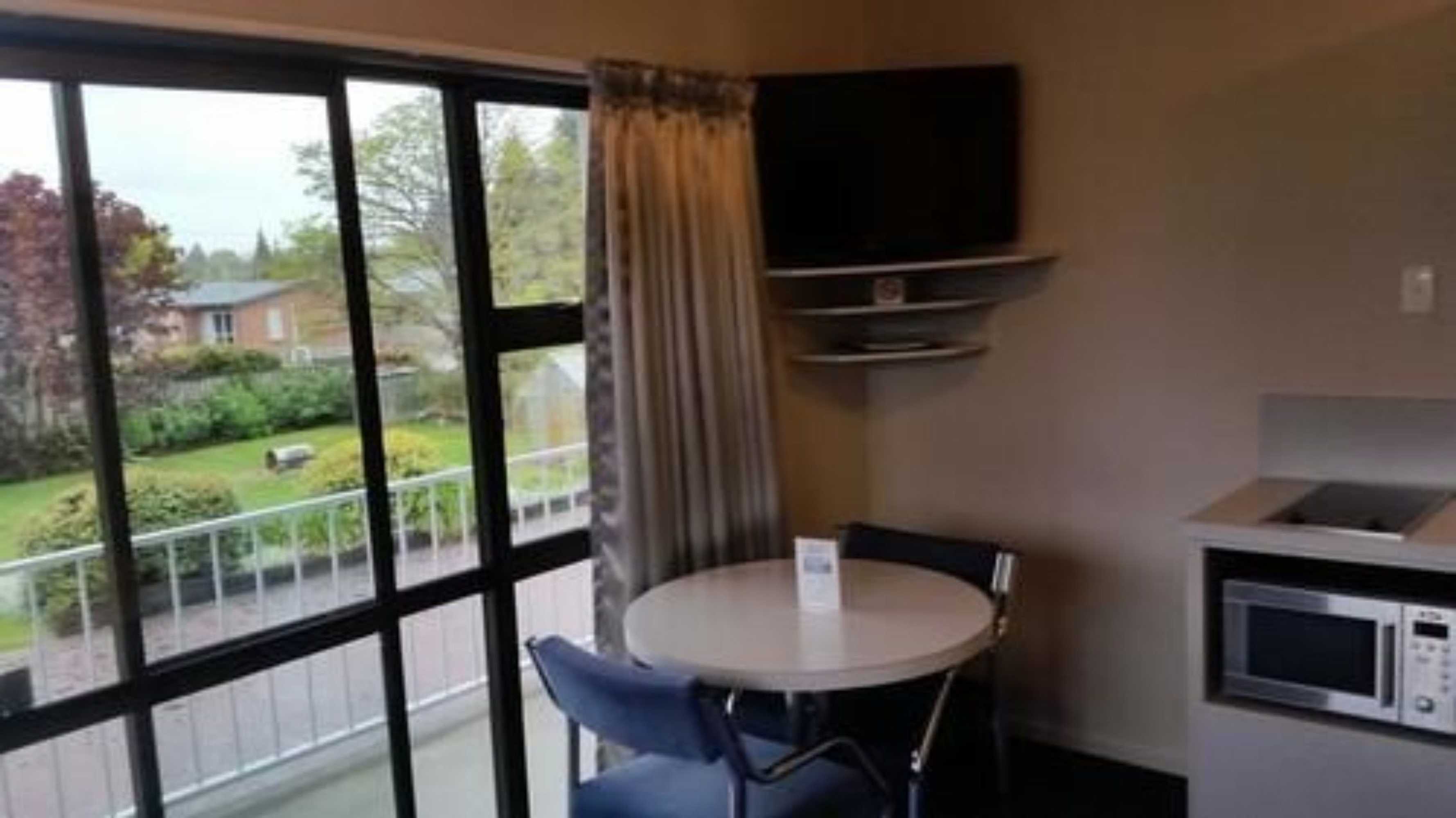 Gift card for Lakeside Motel & Apartments Gift card for Lakeside Motel & Apartments