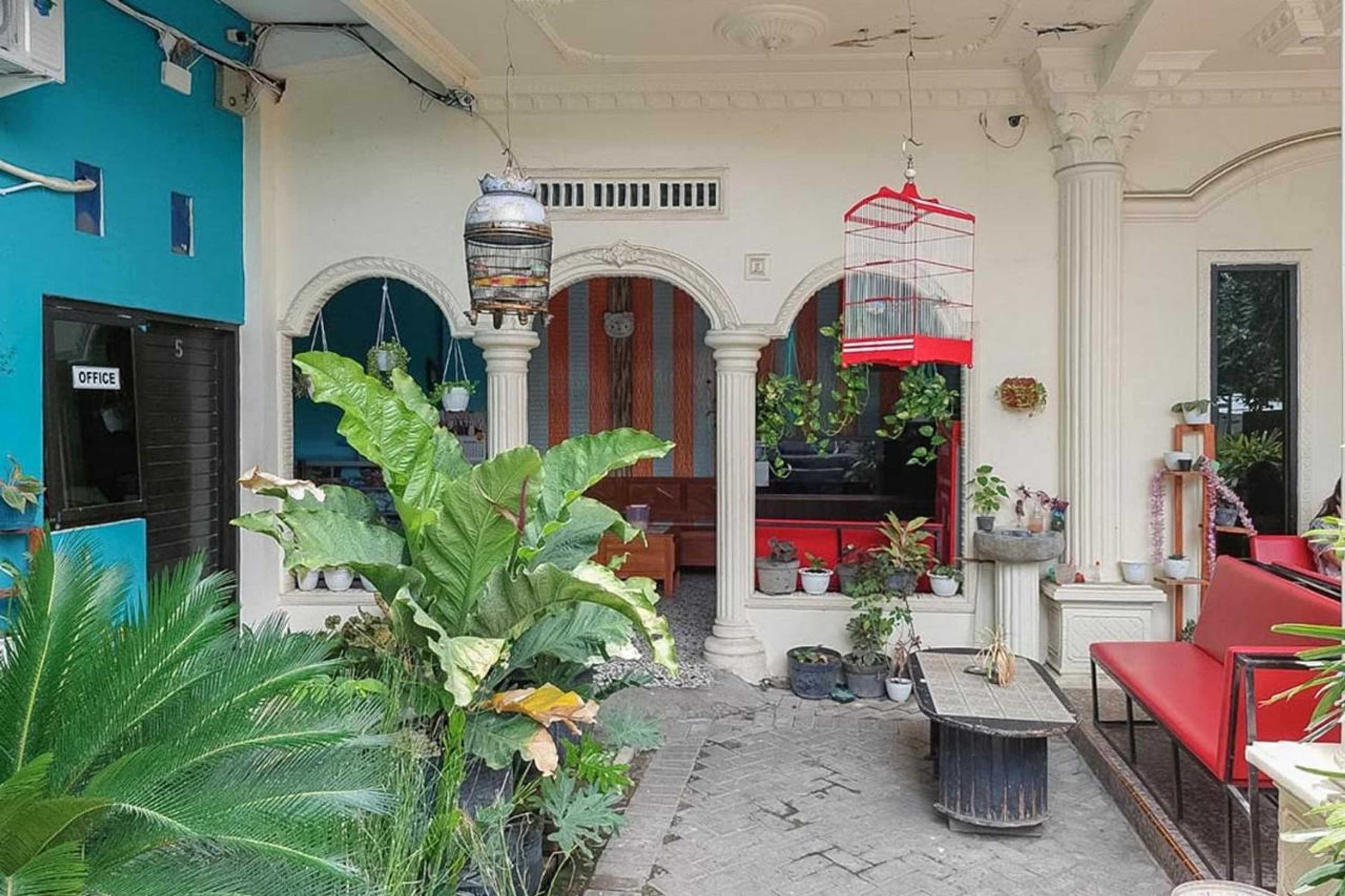 Gift card for Icha Homestay Near Terminal Purabaya Madiun