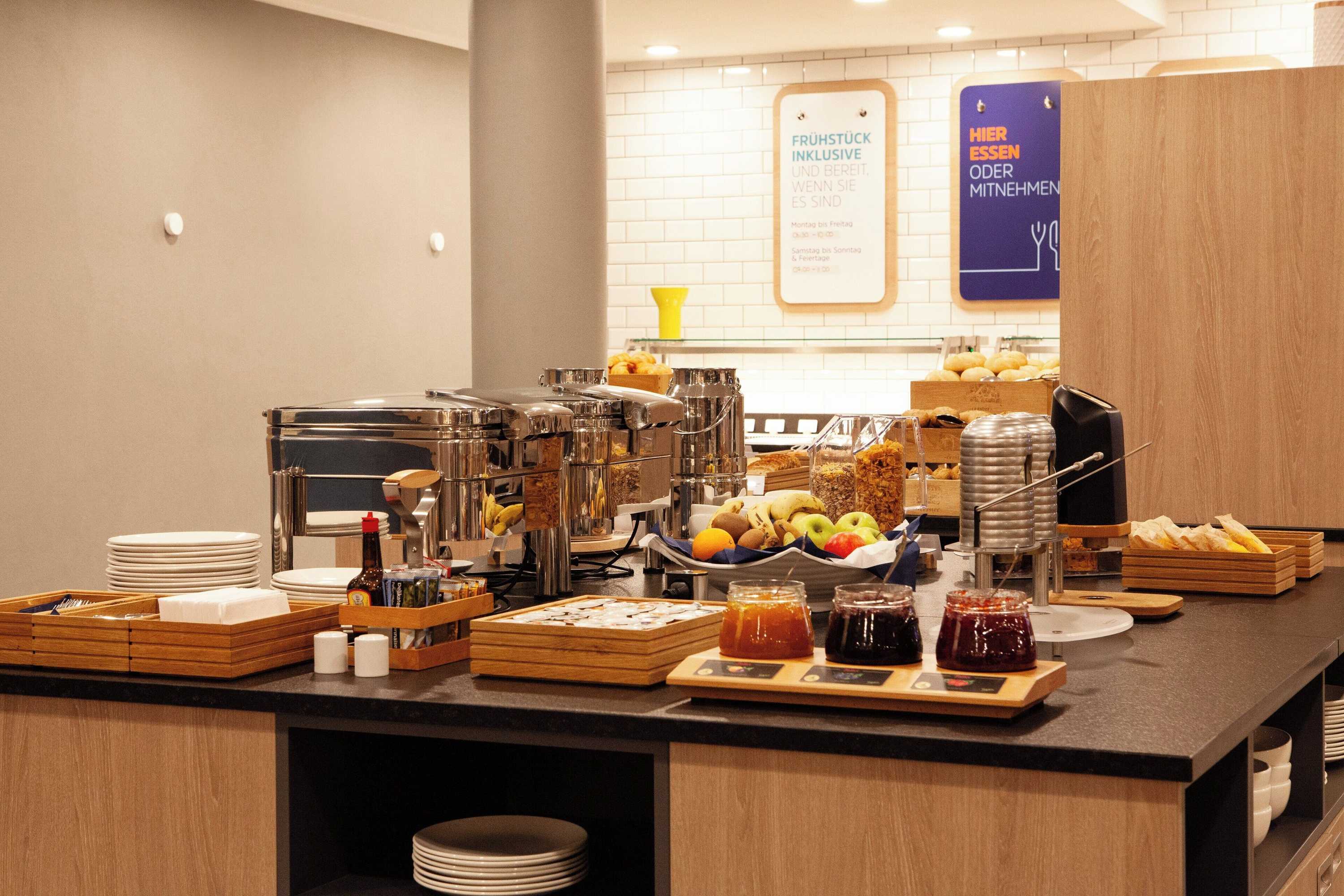 Gift card for Holiday Inn Express Neunkirchen by Ihg Gift card for Holiday Inn Express Neunkirchen by Ihg