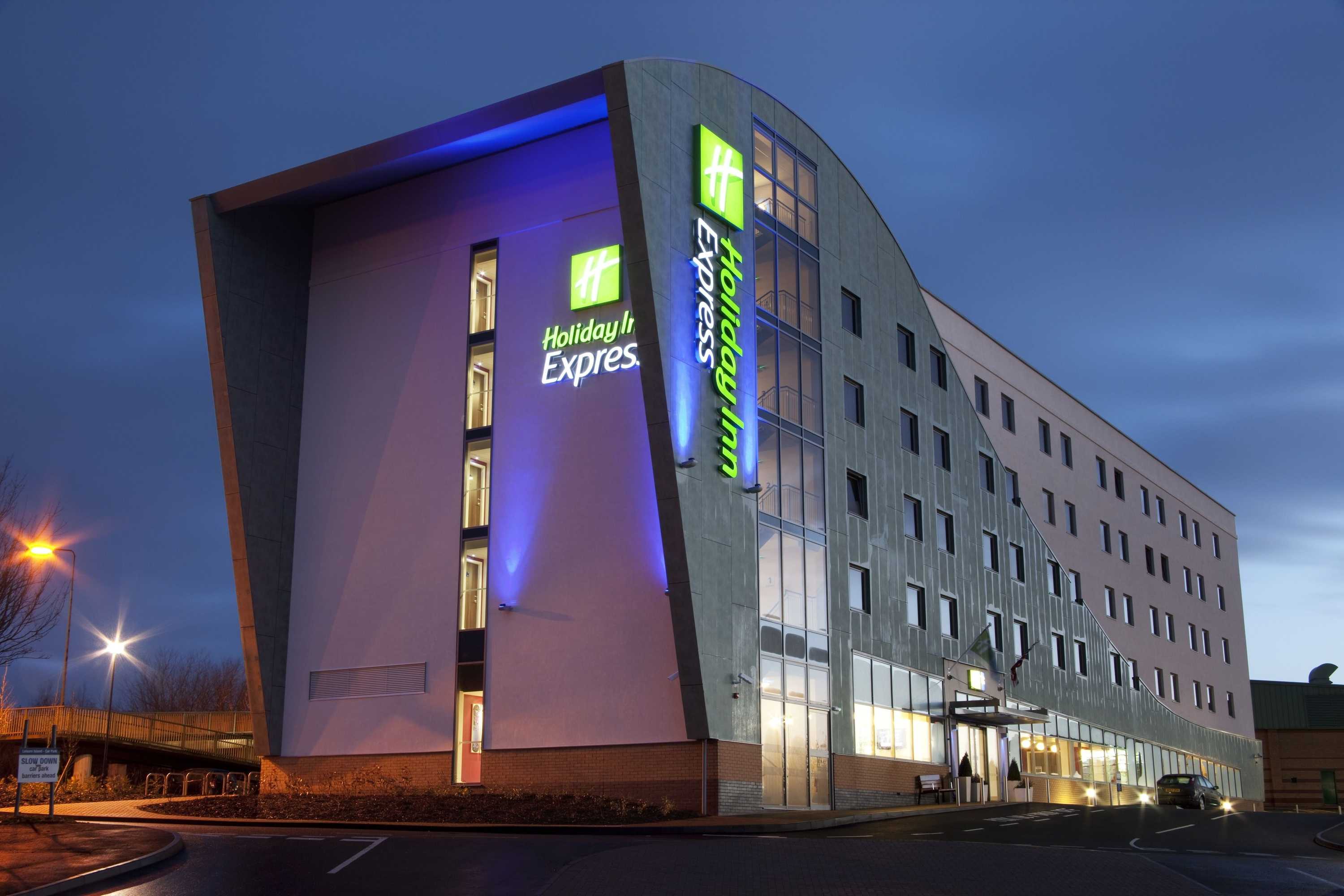 Gift card for Holiday Inn Express Tamworth by Ihg Gift card for Holiday Inn Express Tamworth by Ihg