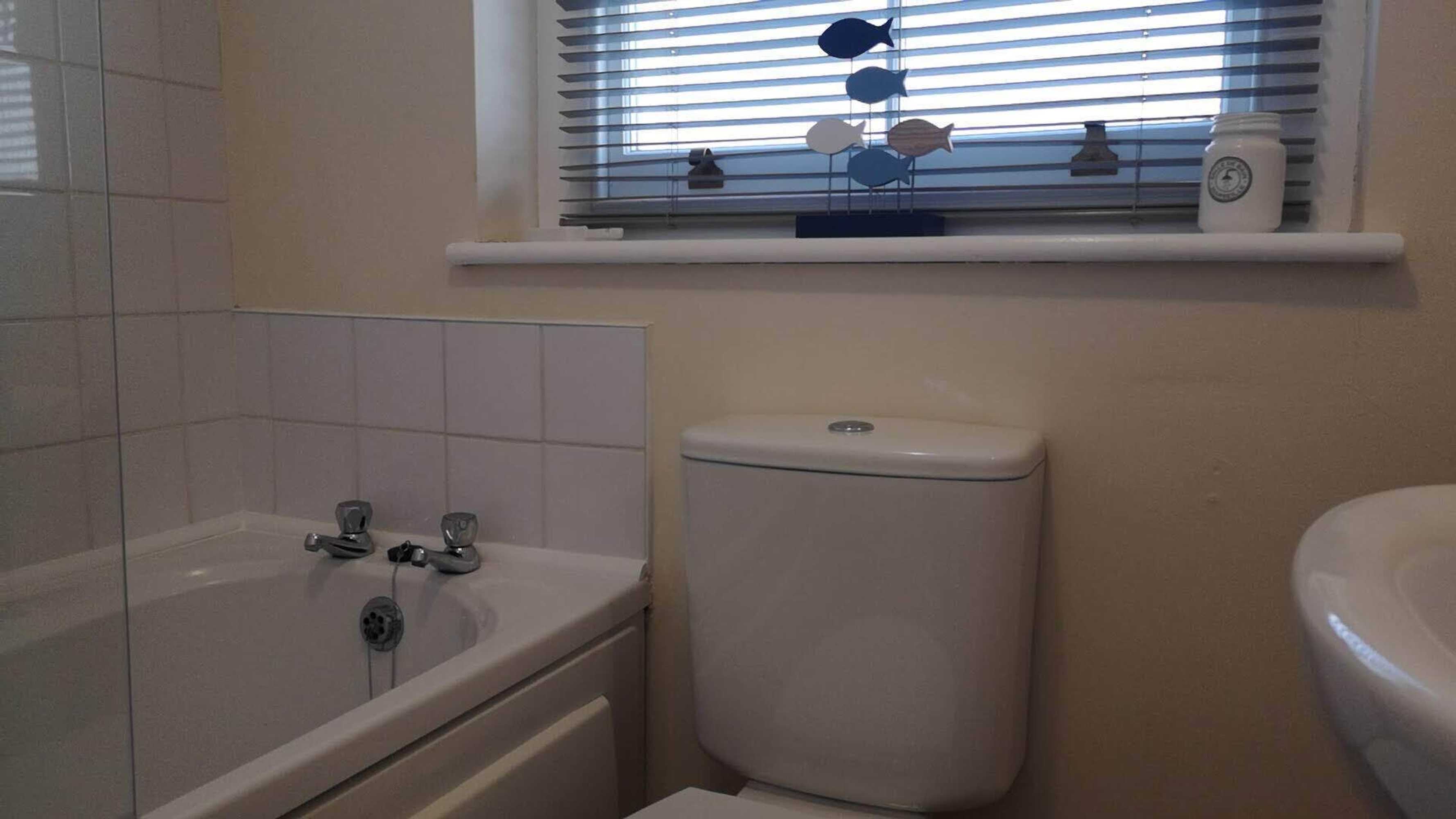 Gift card for Coastal Escape Deal - 2 Bedroom House at Kent Escapes Short Lets & Serviced Accommodation Kent, Wifi Gift card for Coastal Escape Deal - 2 Bedroom House at Kent Escapes Short Lets & Serviced Accommodation Kent, Wifi