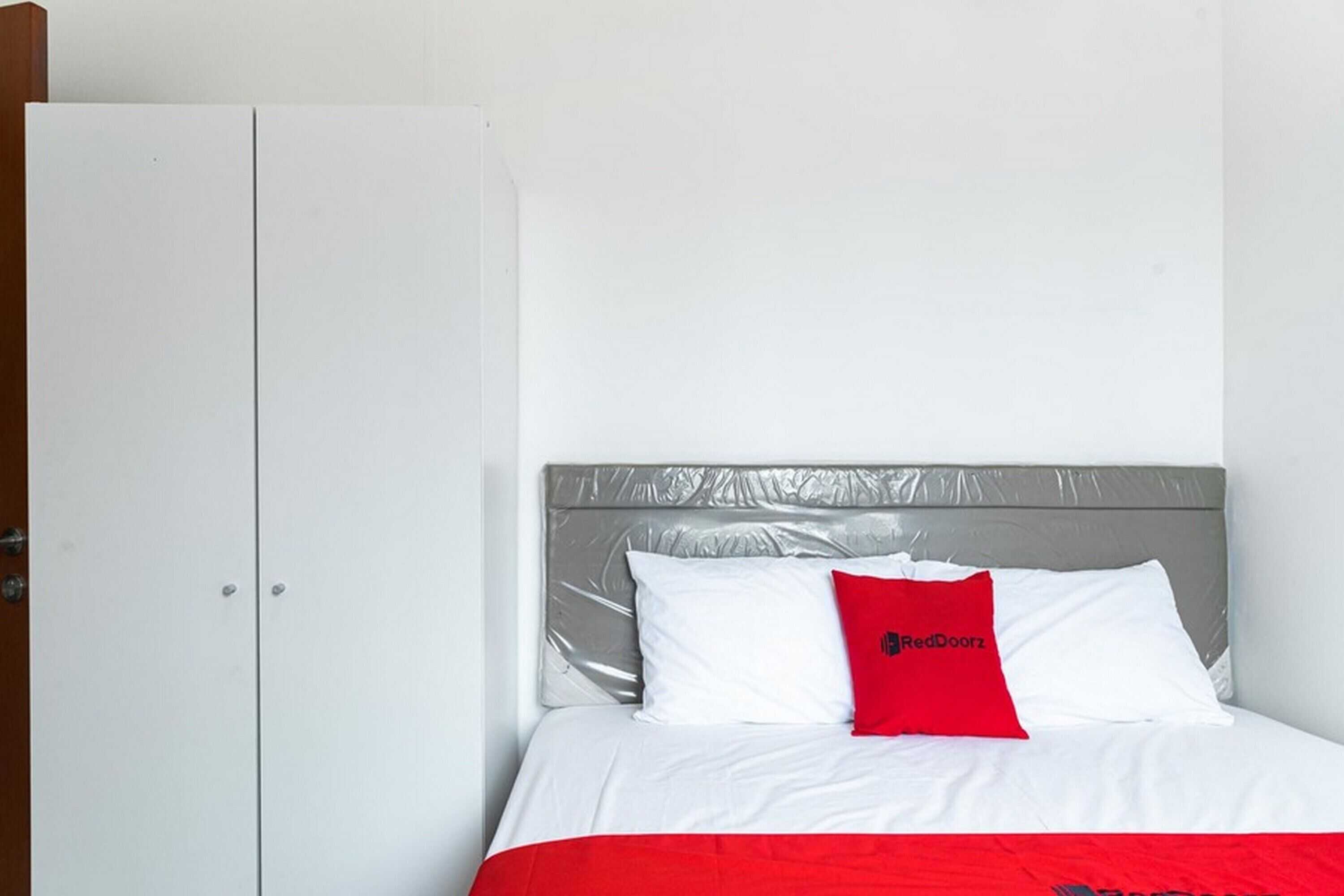 Gift card for Reddoorz Plus @ Ecohome Citra Raya Tangerang