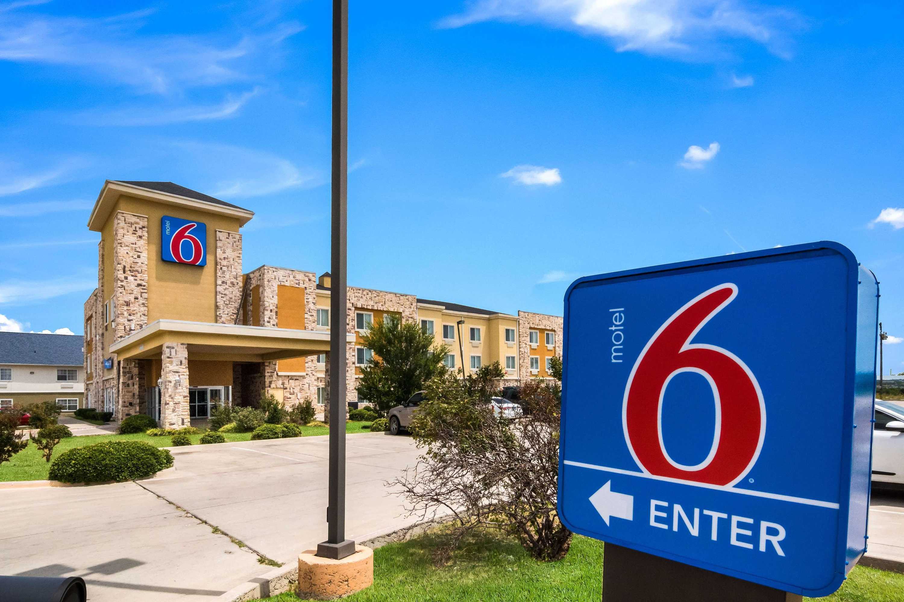 Gift card for Motel 6 Mineral Wells, TX