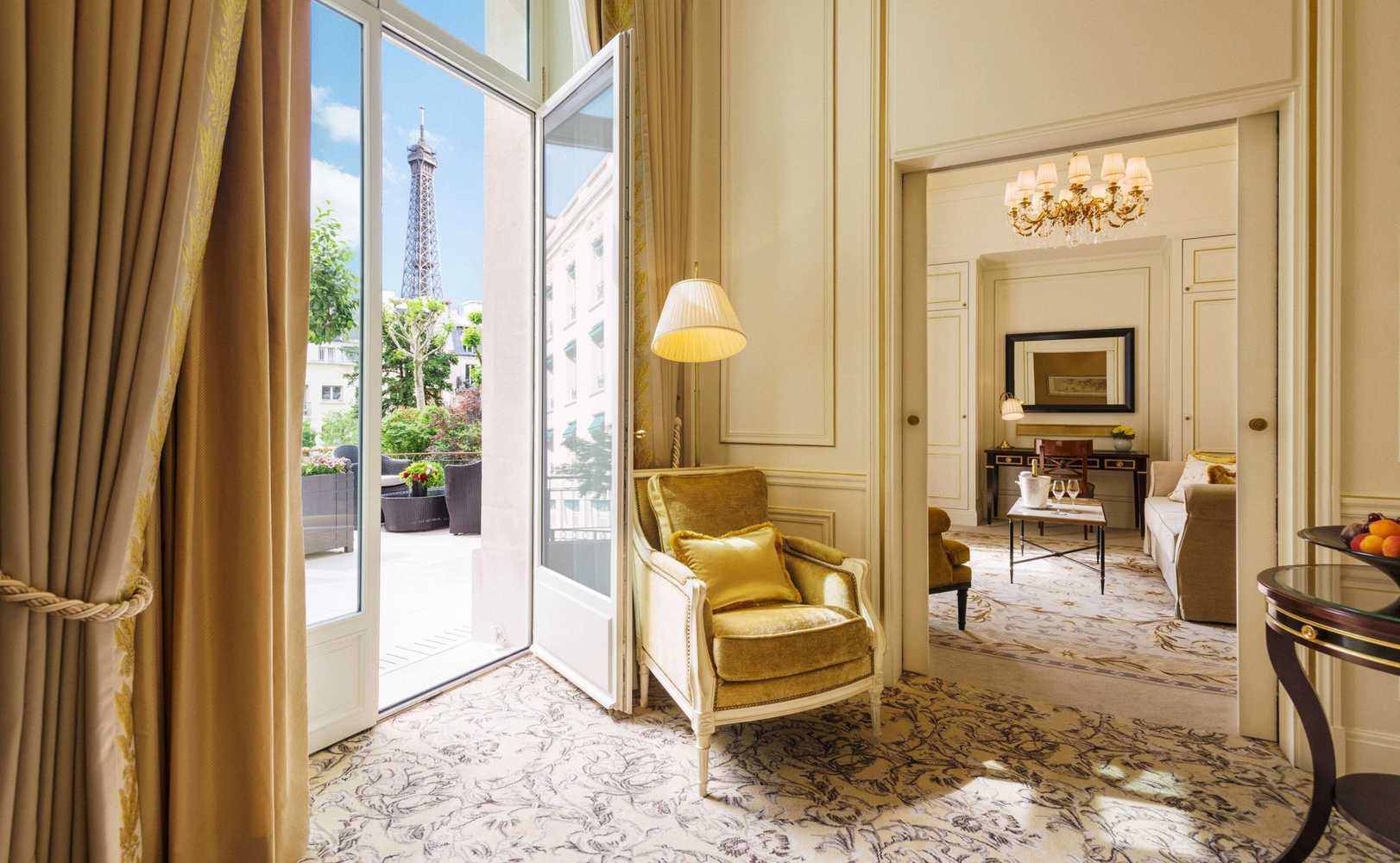 Gift card for Shangri-La Paris