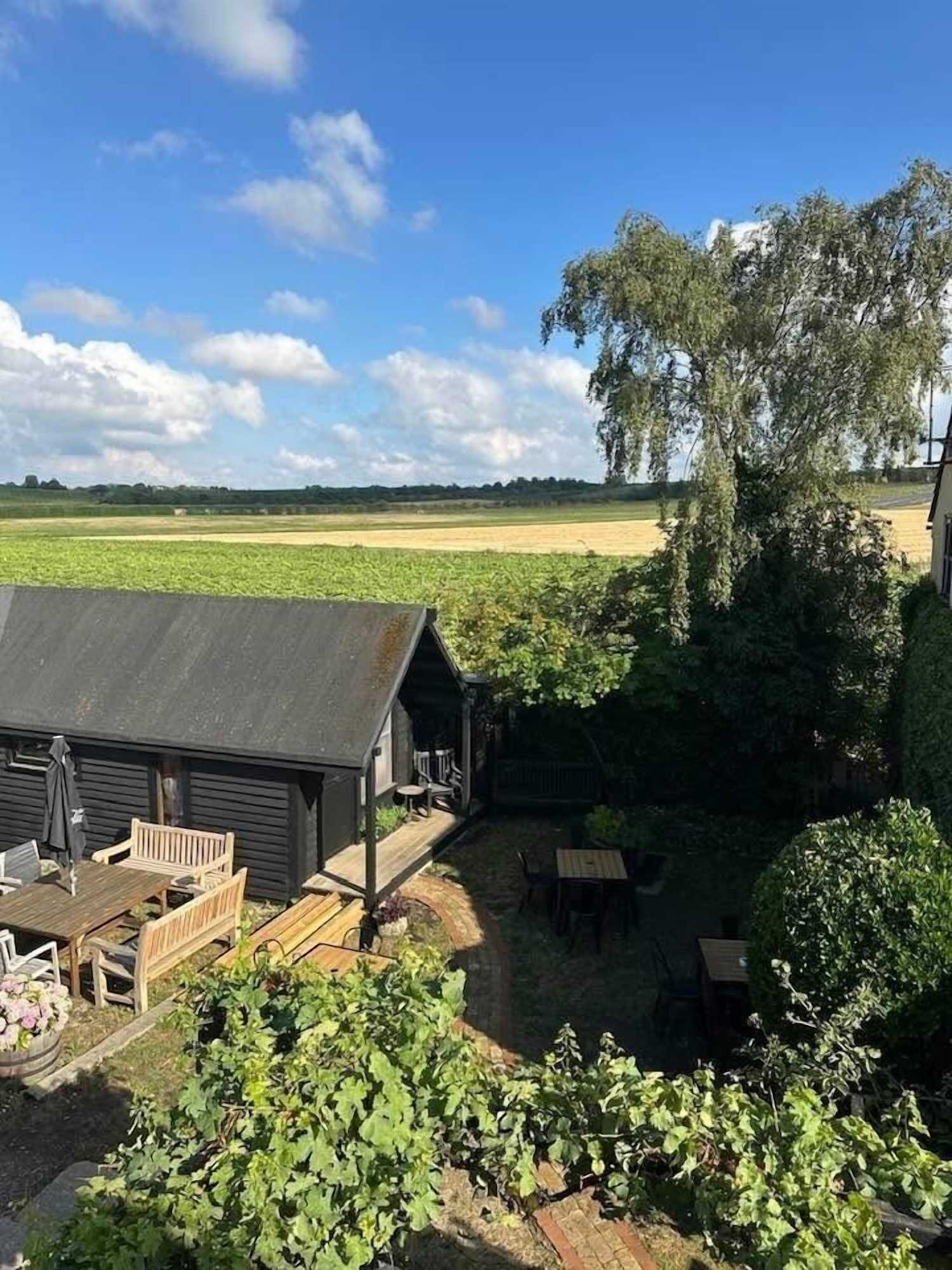 Gift card for The Horseshoe And Castle Gift card for The Horseshoe And Castle