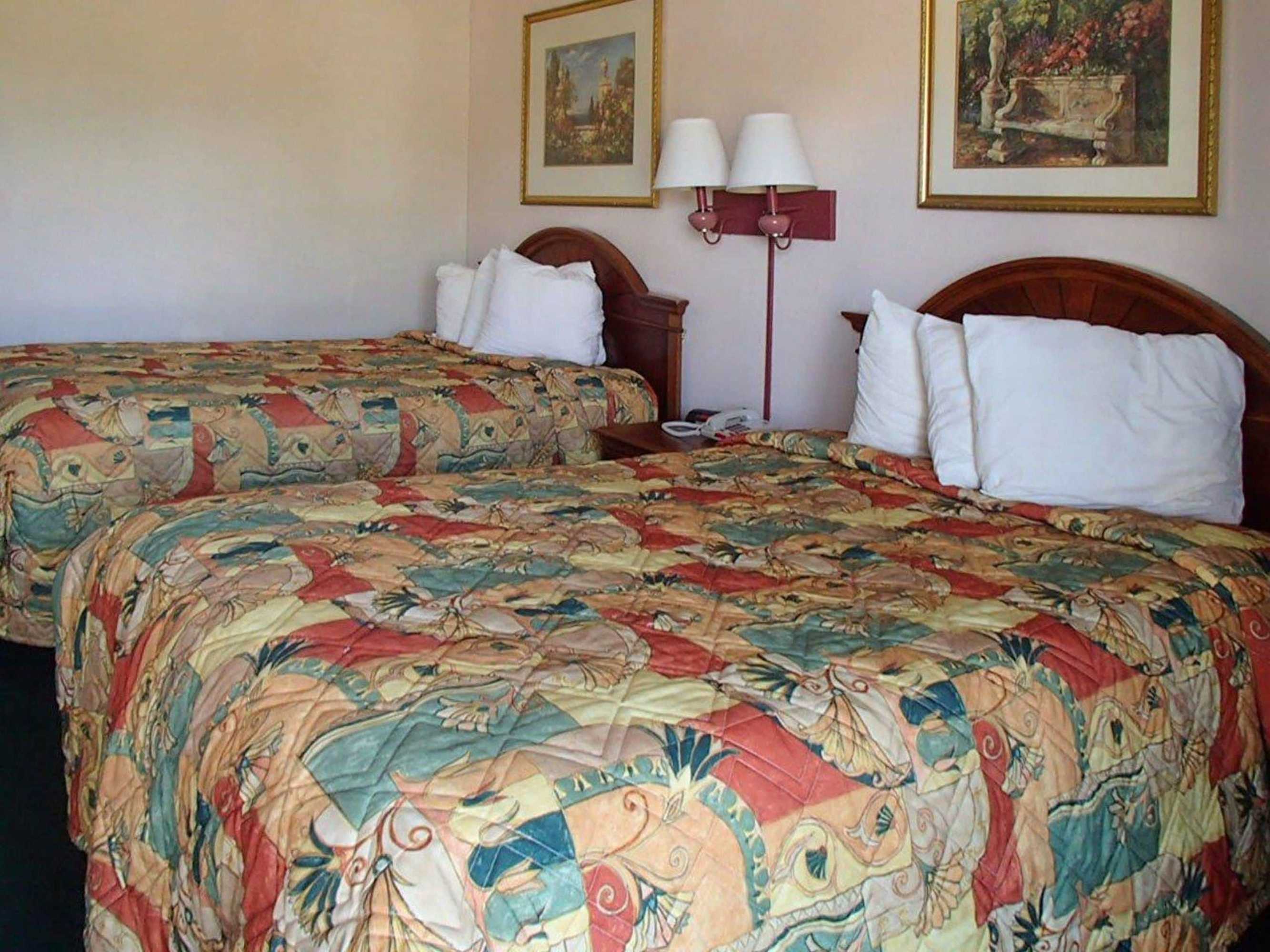 Gift card for Rodeway Inn Leesburg Chain of Lakes Gift card for Rodeway Inn Leesburg Chain of Lakes