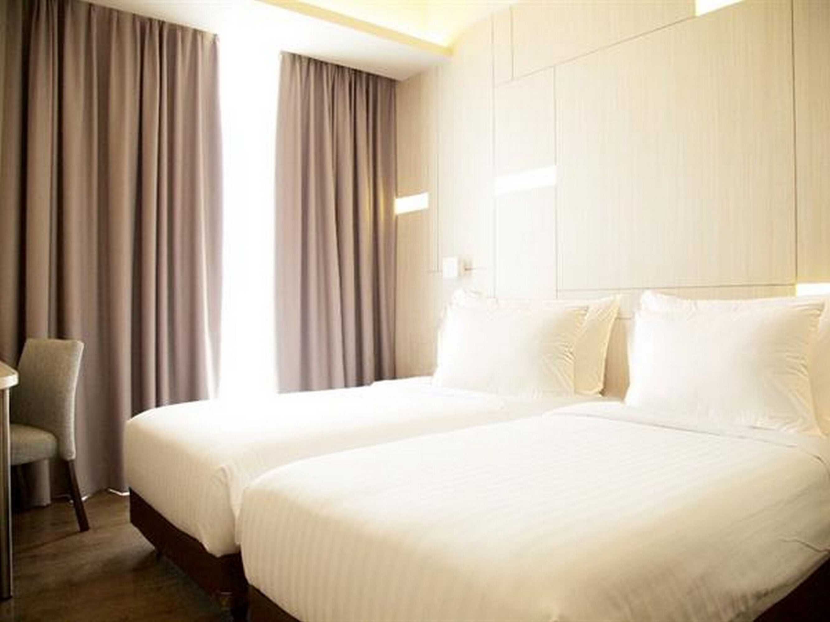 Gift card for Swiss-Belinn Cikarang Gift card for Swiss-Belinn Cikarang