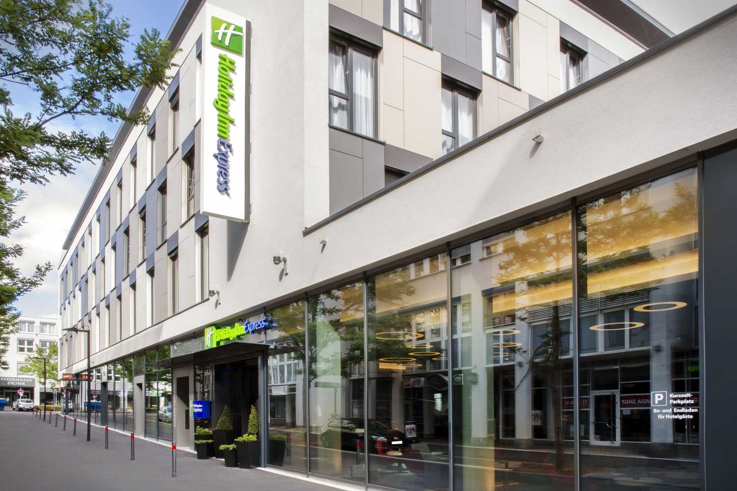 Gift card for Holiday Inn Express Stuttgart - Waiblingen by Ihg Gift card for Holiday Inn Express Stuttgart - Waiblingen by Ihg