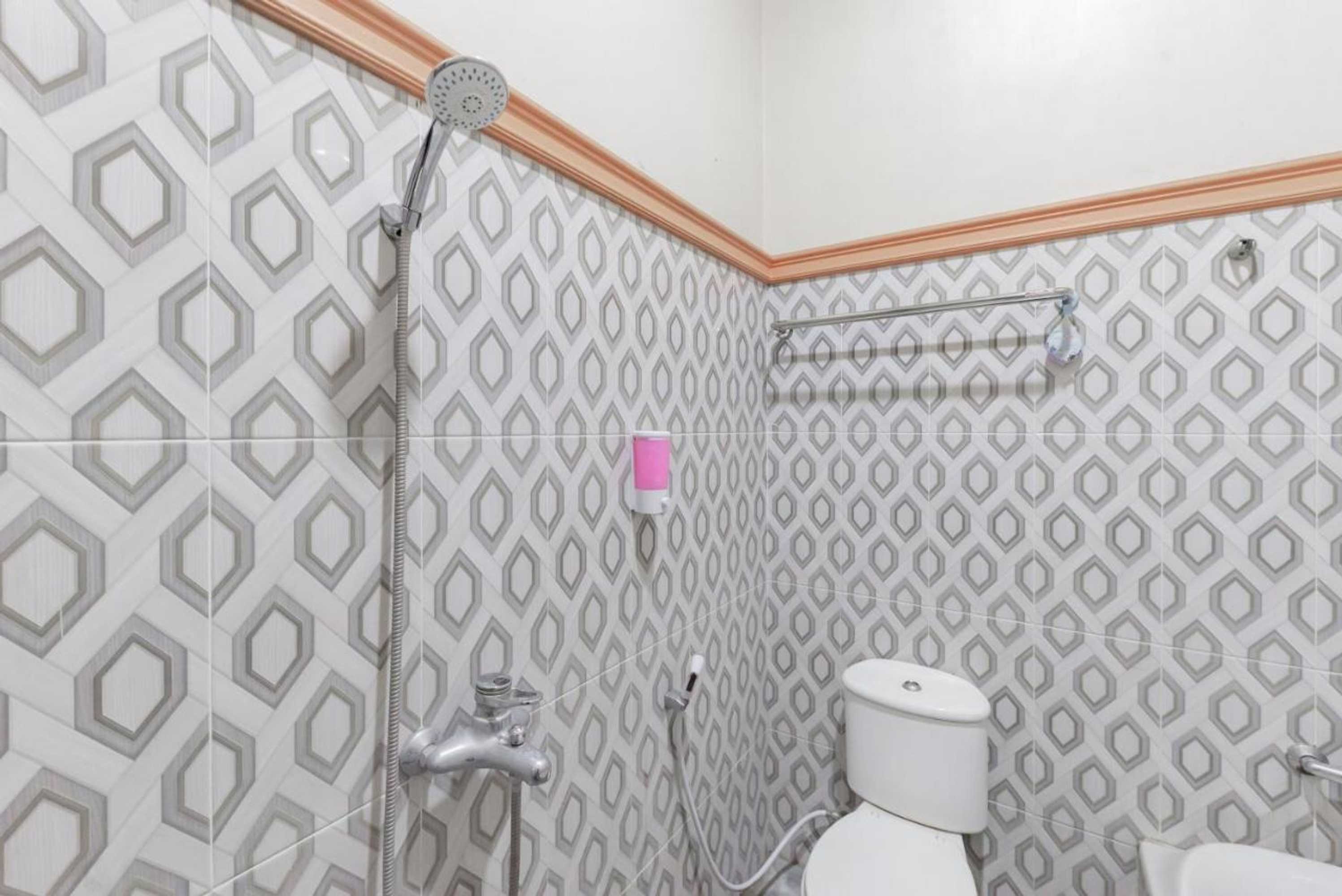 Gift card for Urbanview Hotel Rifal Home Tegal Gift card for Urbanview Hotel Rifal Home Tegal