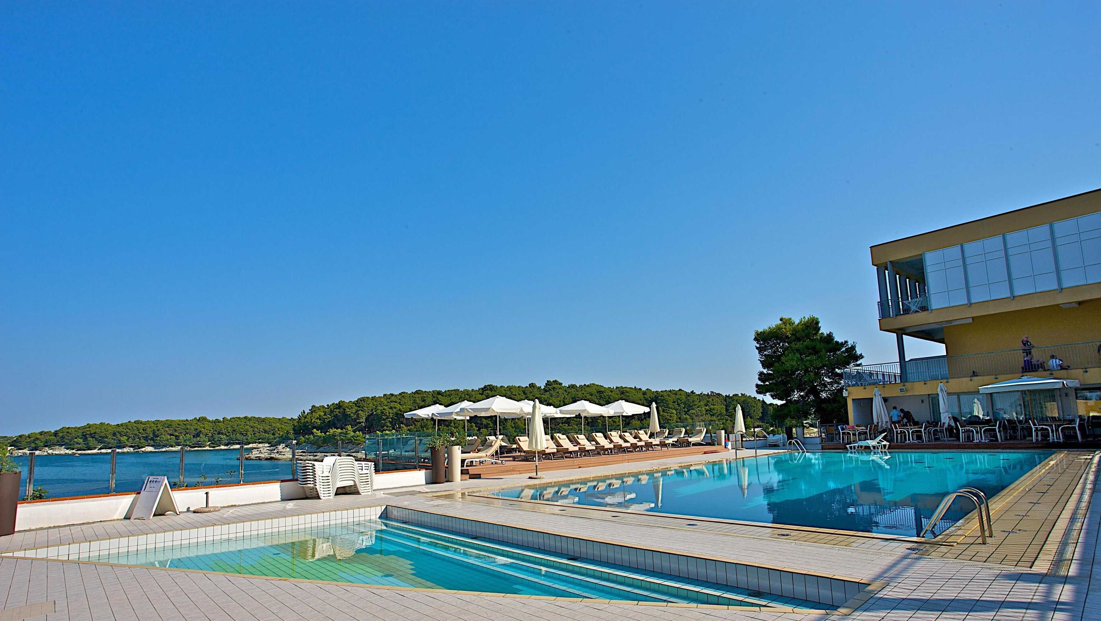 Gift card for Splendid Golden Rocks Resort