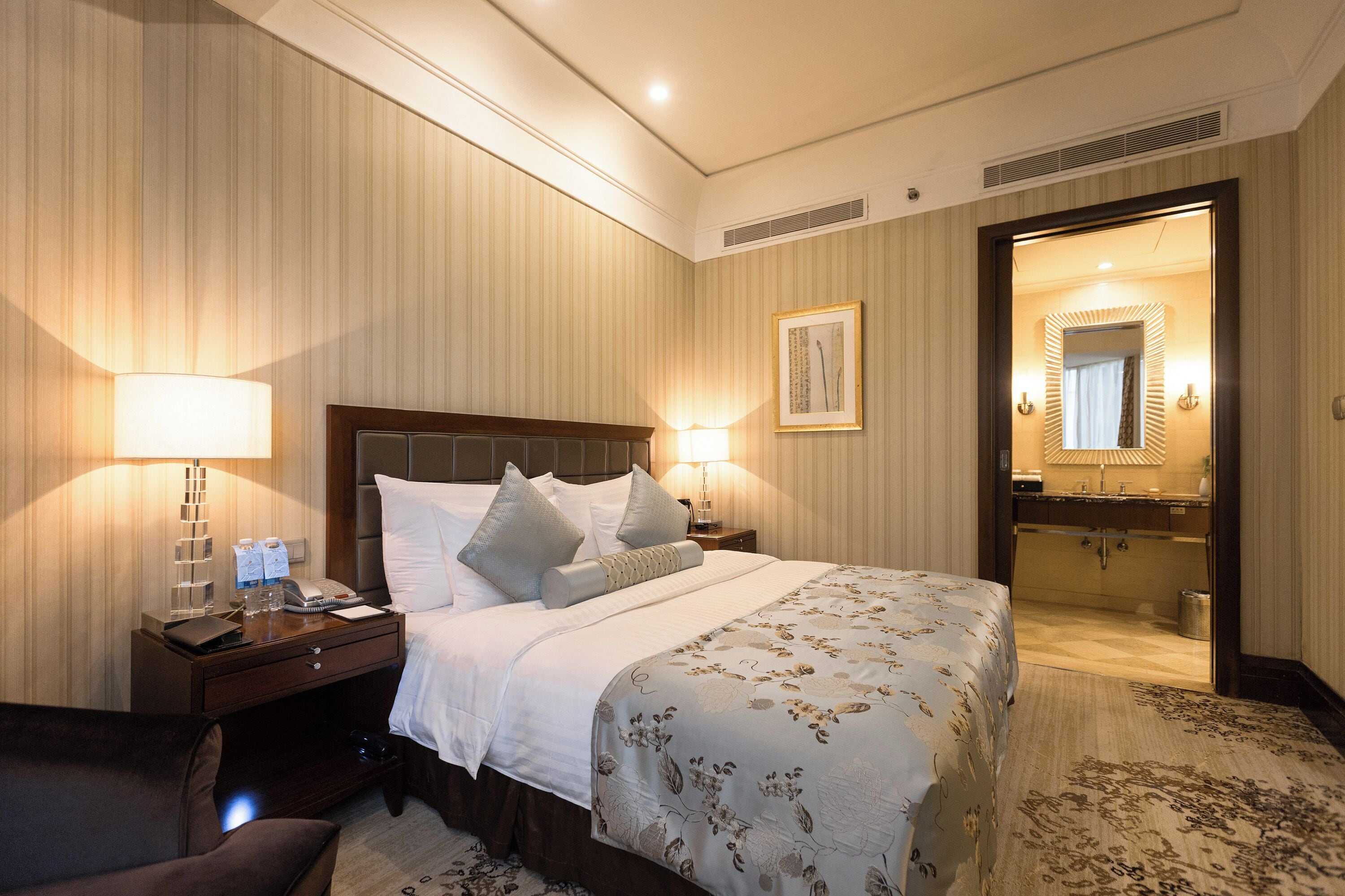 Gift card for Wuhan Jin Jiang International Hotel Gift card for Wuhan Jin Jiang International Hotel