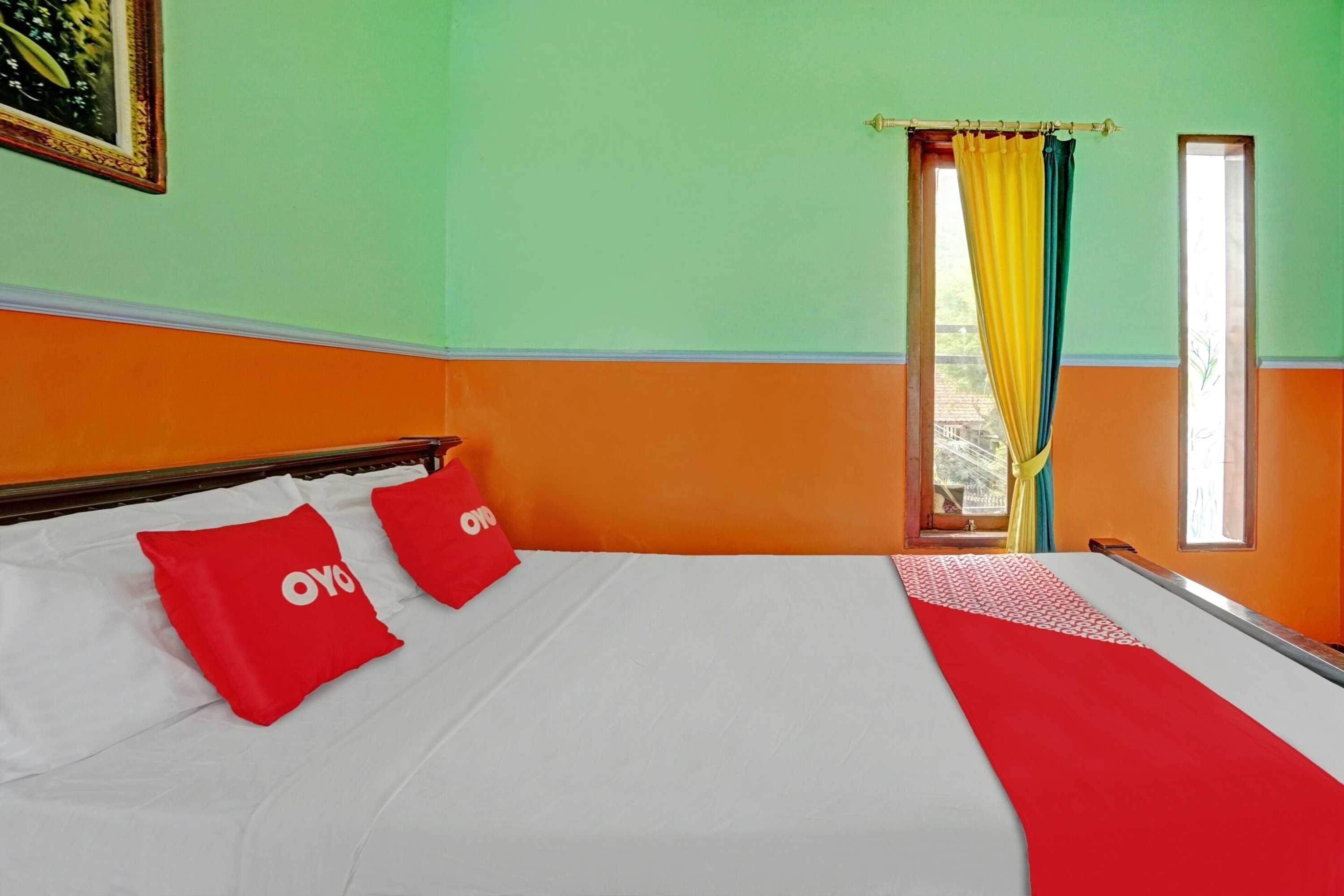 Gift card for Oyo Life 90321 Ken Ken Villa