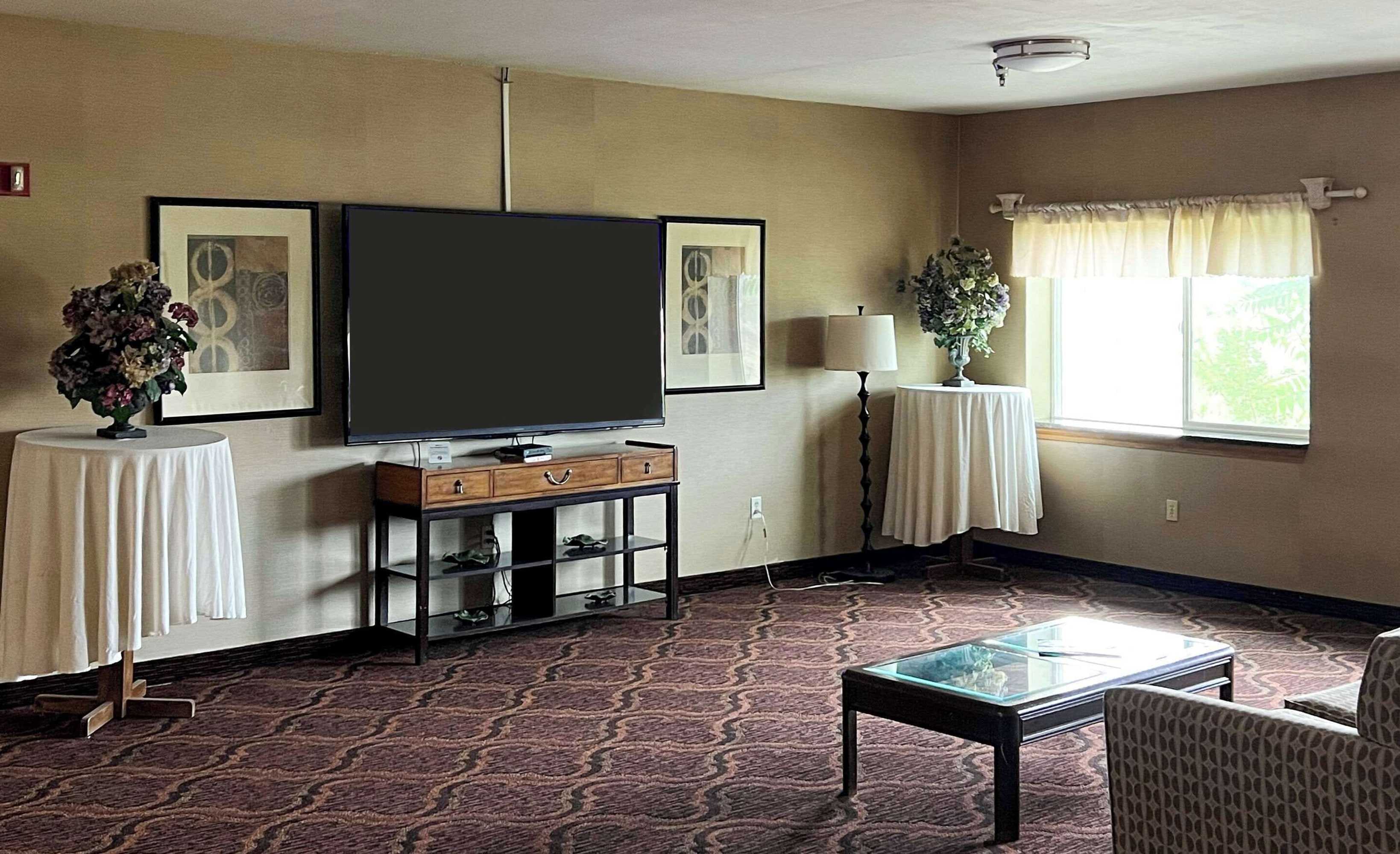 Gift card for Quality Inn & Suites Grants - I-40 Gift card for Quality Inn & Suites Grants - I-40