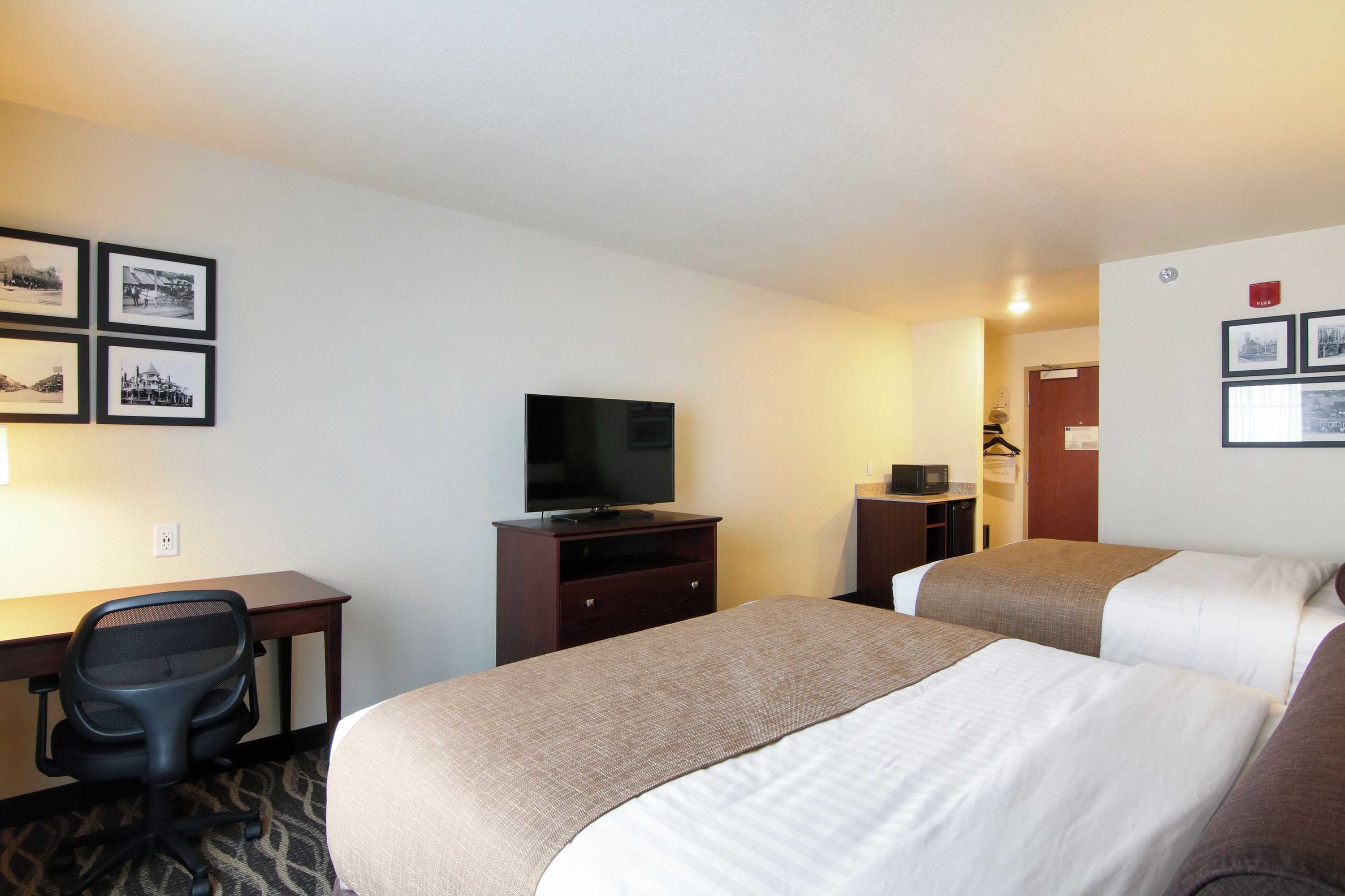 Gift card for Cobblestone Inn & Suites at UW Stout Downtown Menomonie Gift card for Cobblestone Inn & Suites at UW Stout Downtown Menomonie