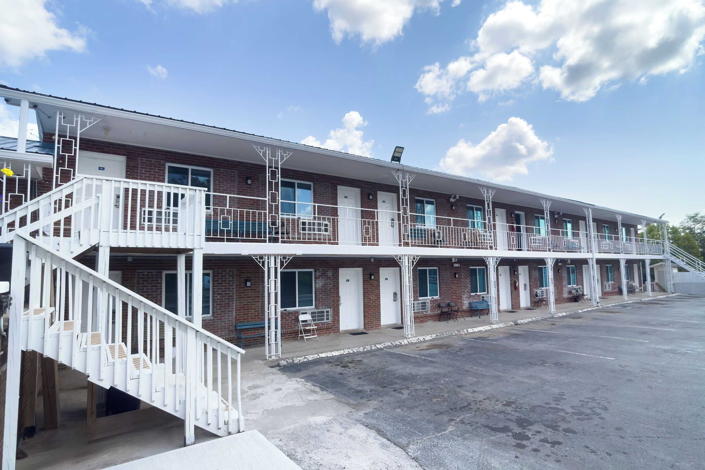 Gift card for Imperial Inn Tazewell