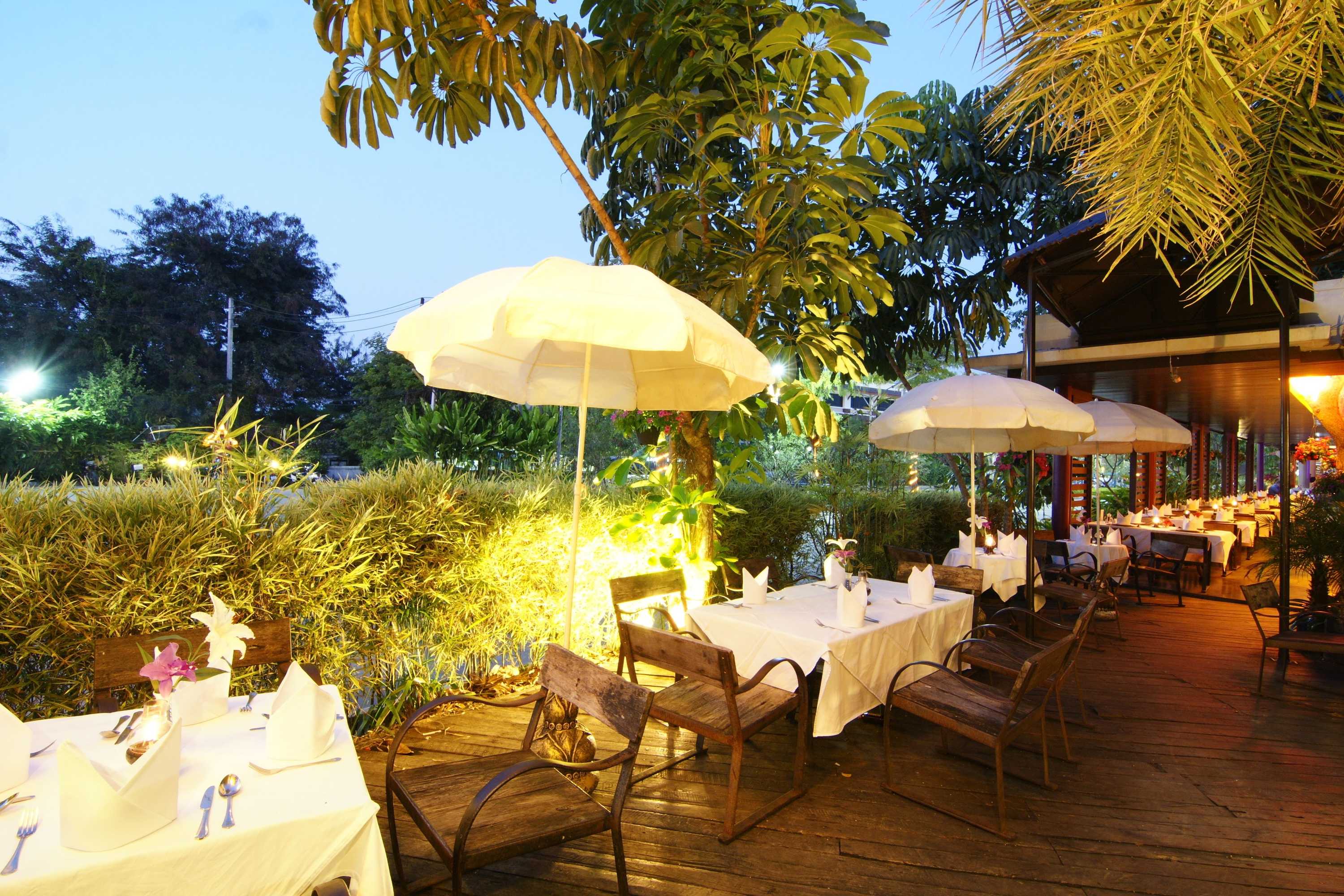 Gift card for Laluna Hotel & Resort Gift card for Laluna Hotel & Resort