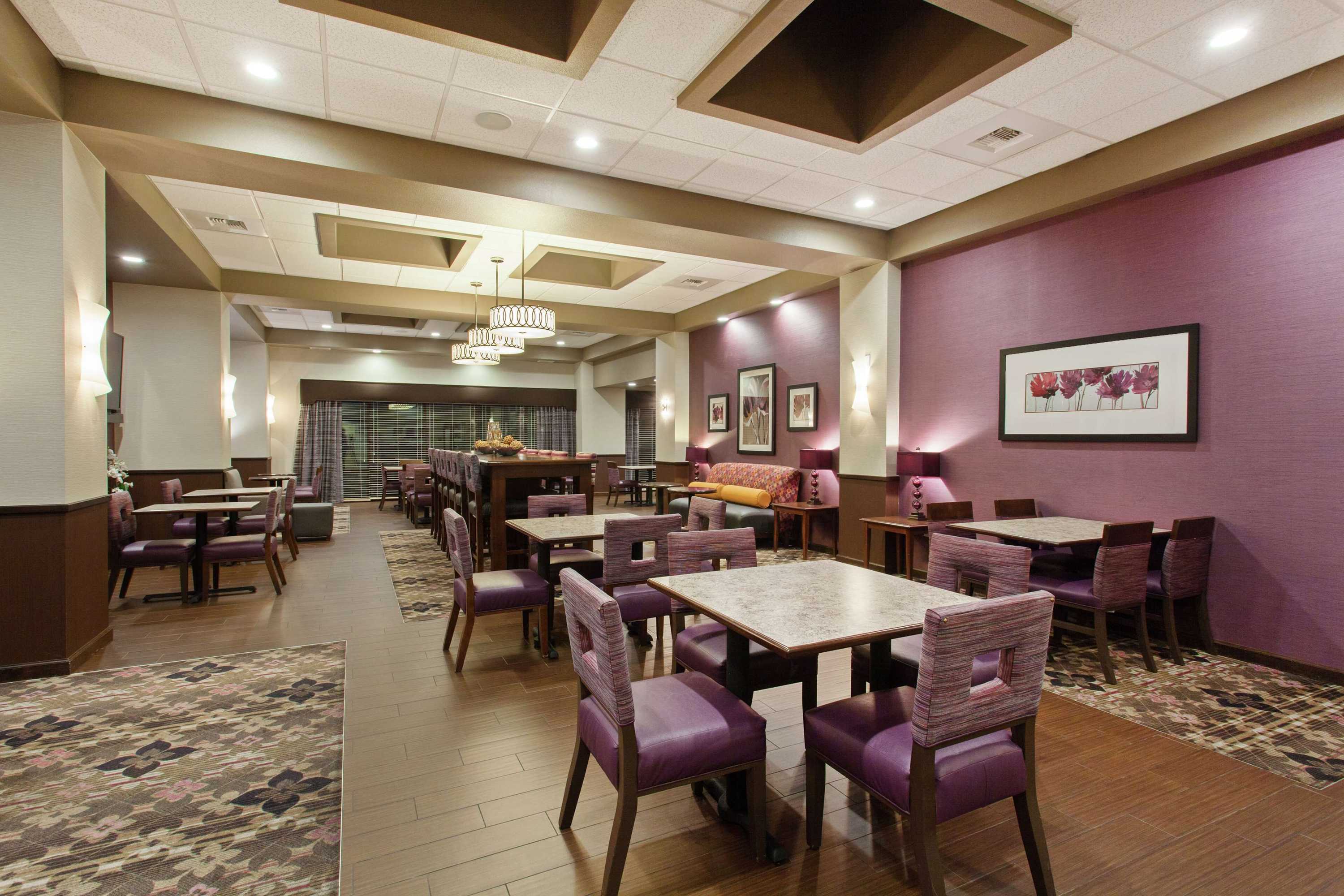 Gift card for Hampton Inn Seattle/everett
