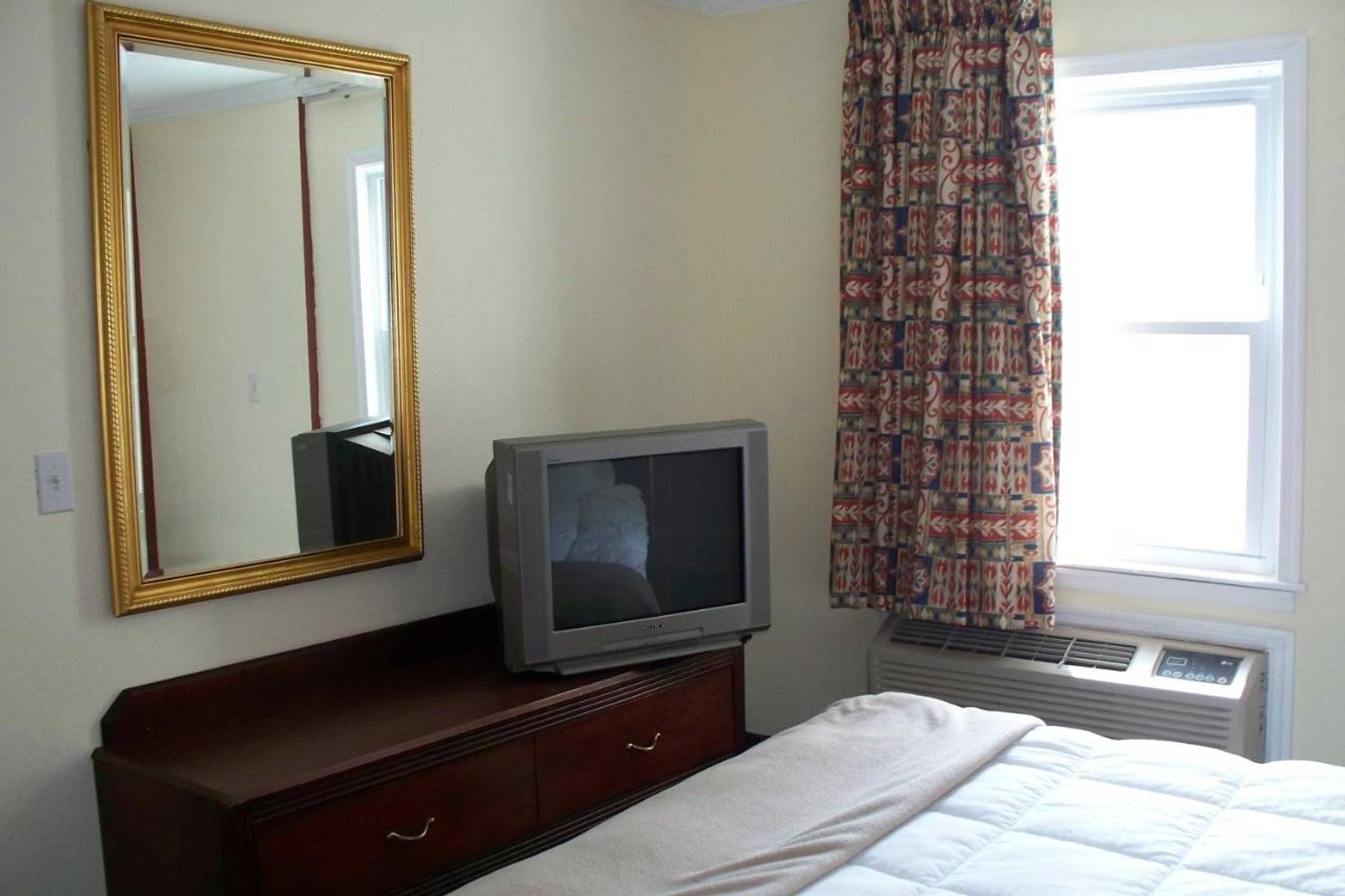 Gift card for Budget Inn & Suites