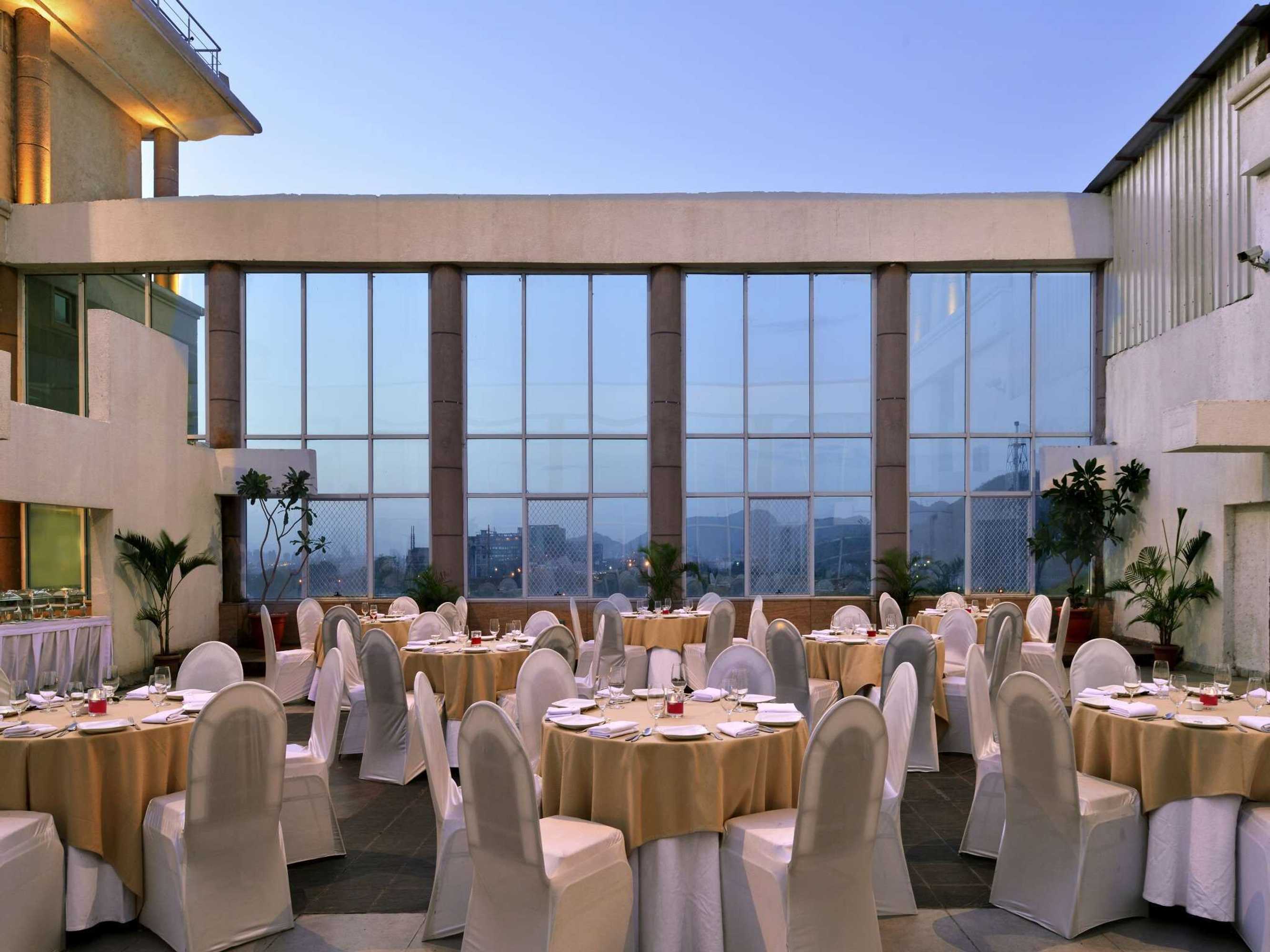 Gift card for Majestic Court Sarovar Portico Navi Mumbai Gift card for Majestic Court Sarovar Portico Navi Mumbai