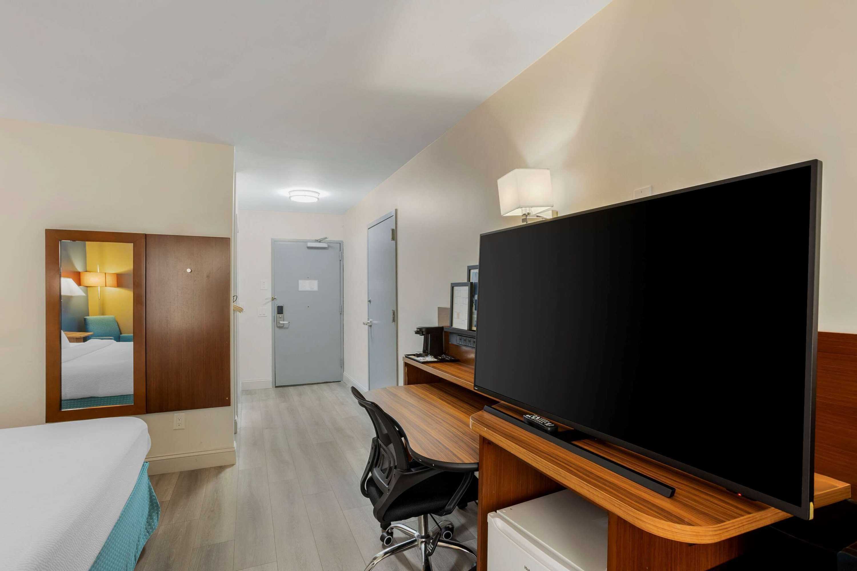 Gift card for Comfort Inn & Suites Mt Laurel-Philadelphia Gift card for Comfort Inn & Suites Mt Laurel-Philadelphia