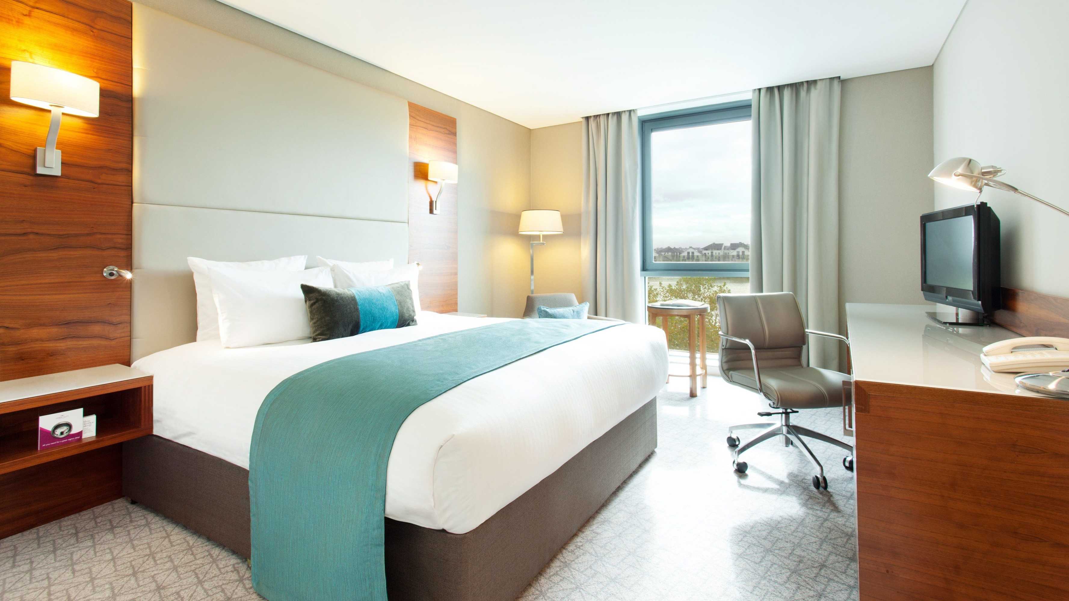Gift card for Crowne Plaza London - Docklands by Ihg Gift card for Crowne Plaza London - Docklands by Ihg