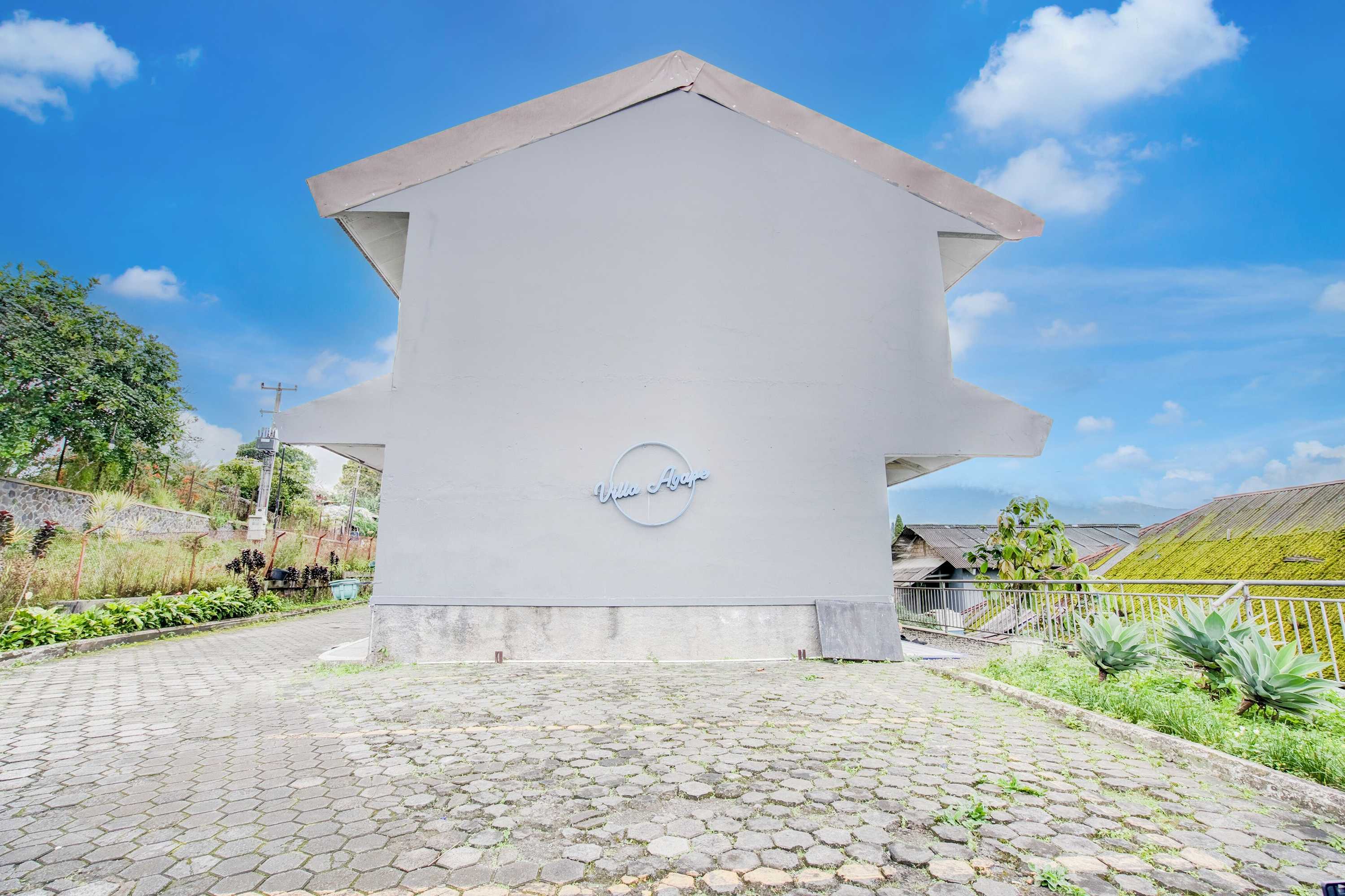 Gift card for Collection O Puncak Near Kota Bunga Formerly Villa Gunung Agape Gift card for Collection O Puncak Near Kota Bunga Formerly Villa Gunung Agape