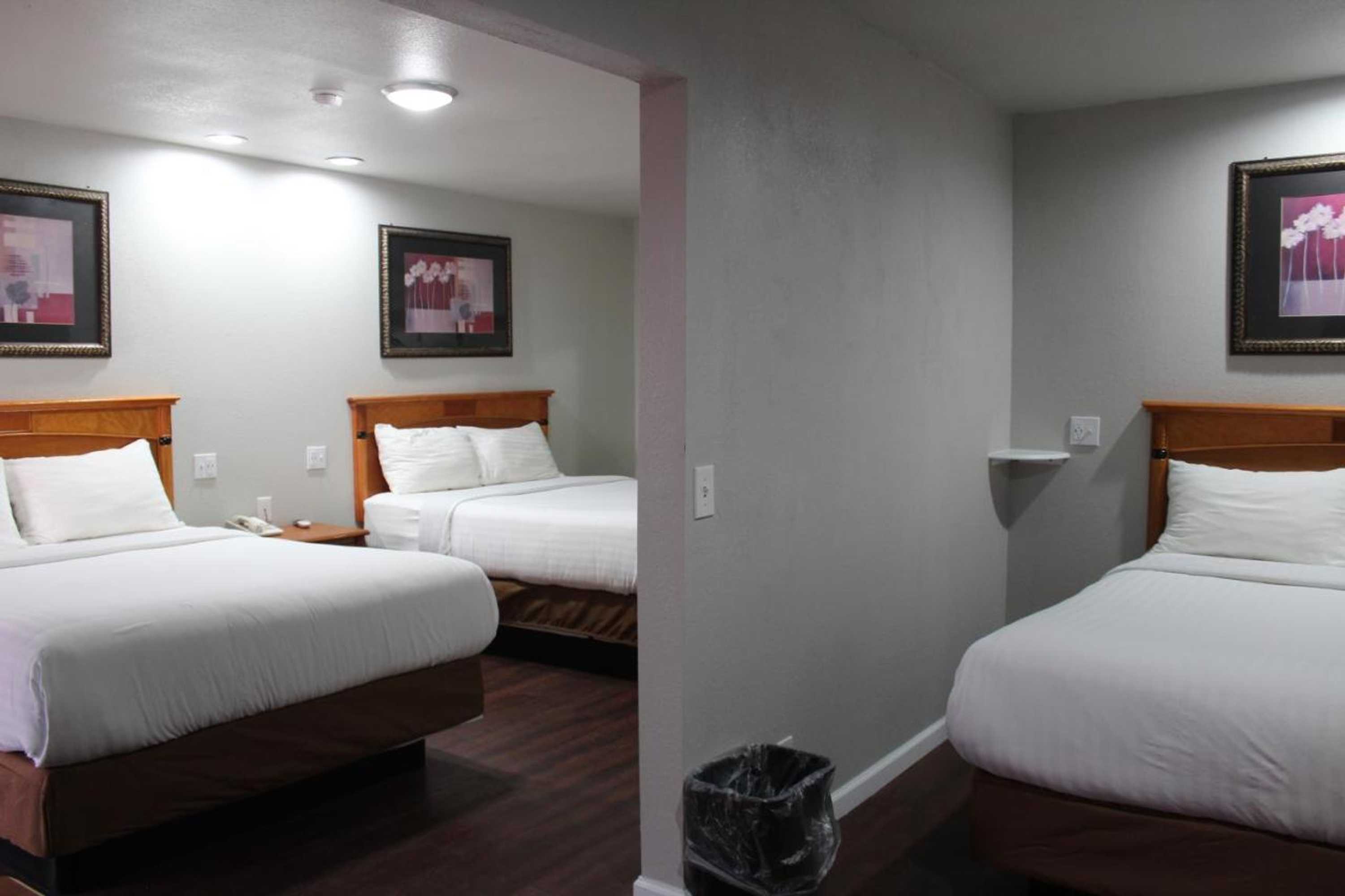 Gift card for Thunderbird Motel Las Vegas/ New Mexico