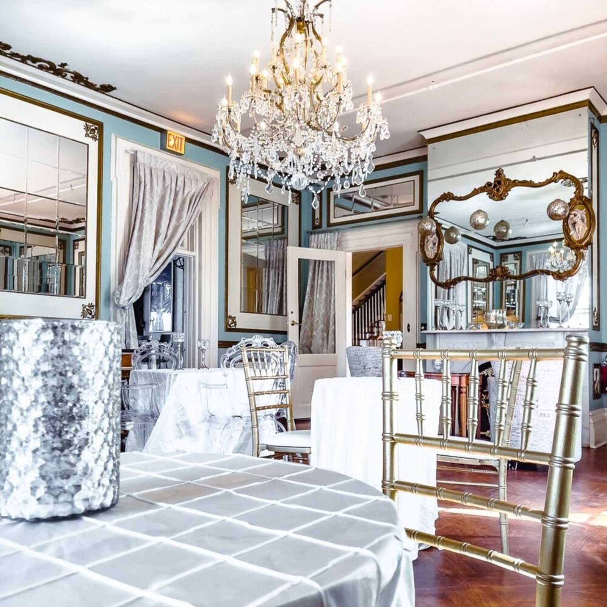 Gift card for Maxwell Mansion Hotel Gift card for Maxwell Mansion Hotel