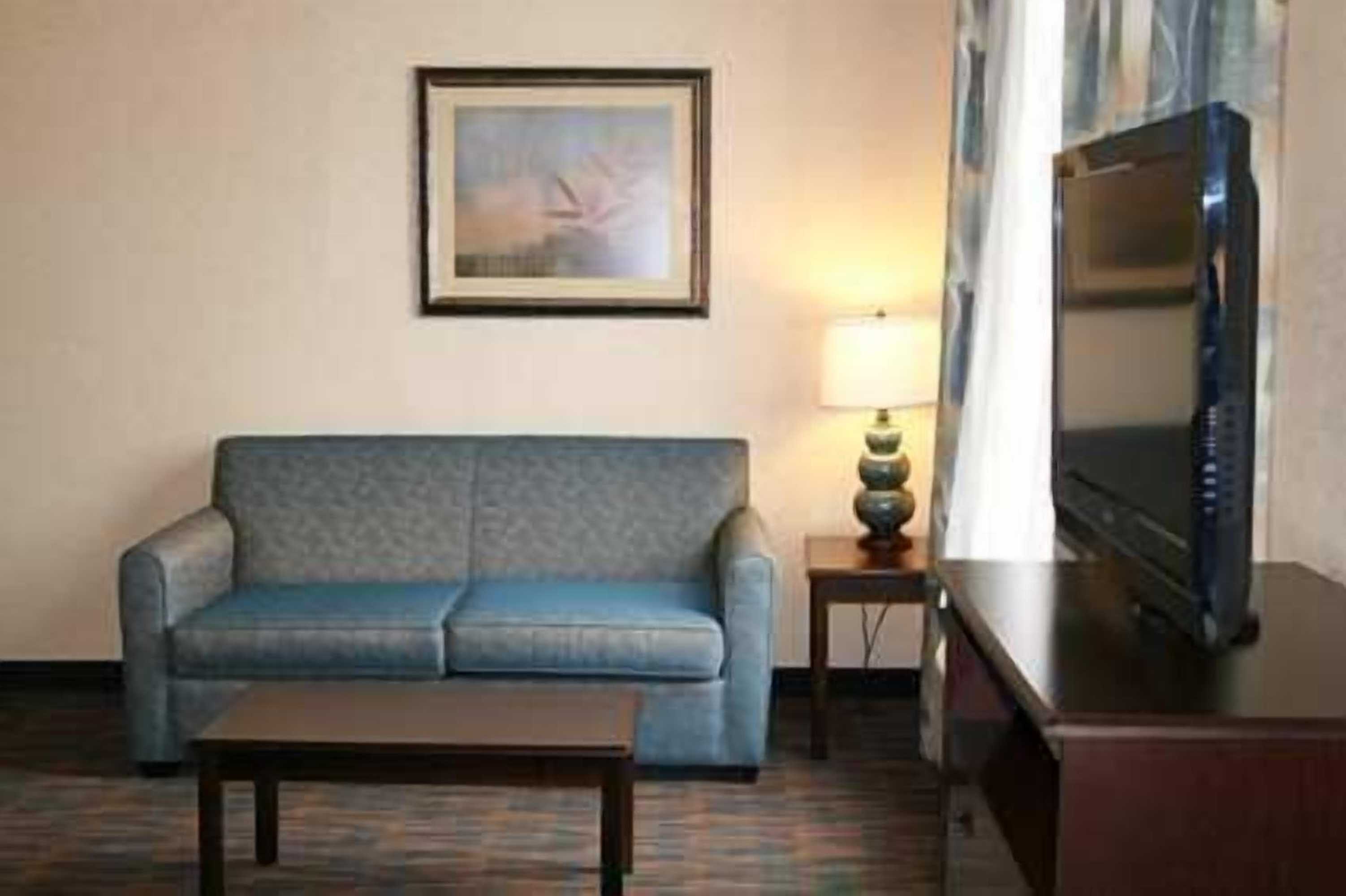 Gift card for Hampton Inn Roanoke Rapids, NC Gift card for Hampton Inn Roanoke Rapids, NC
