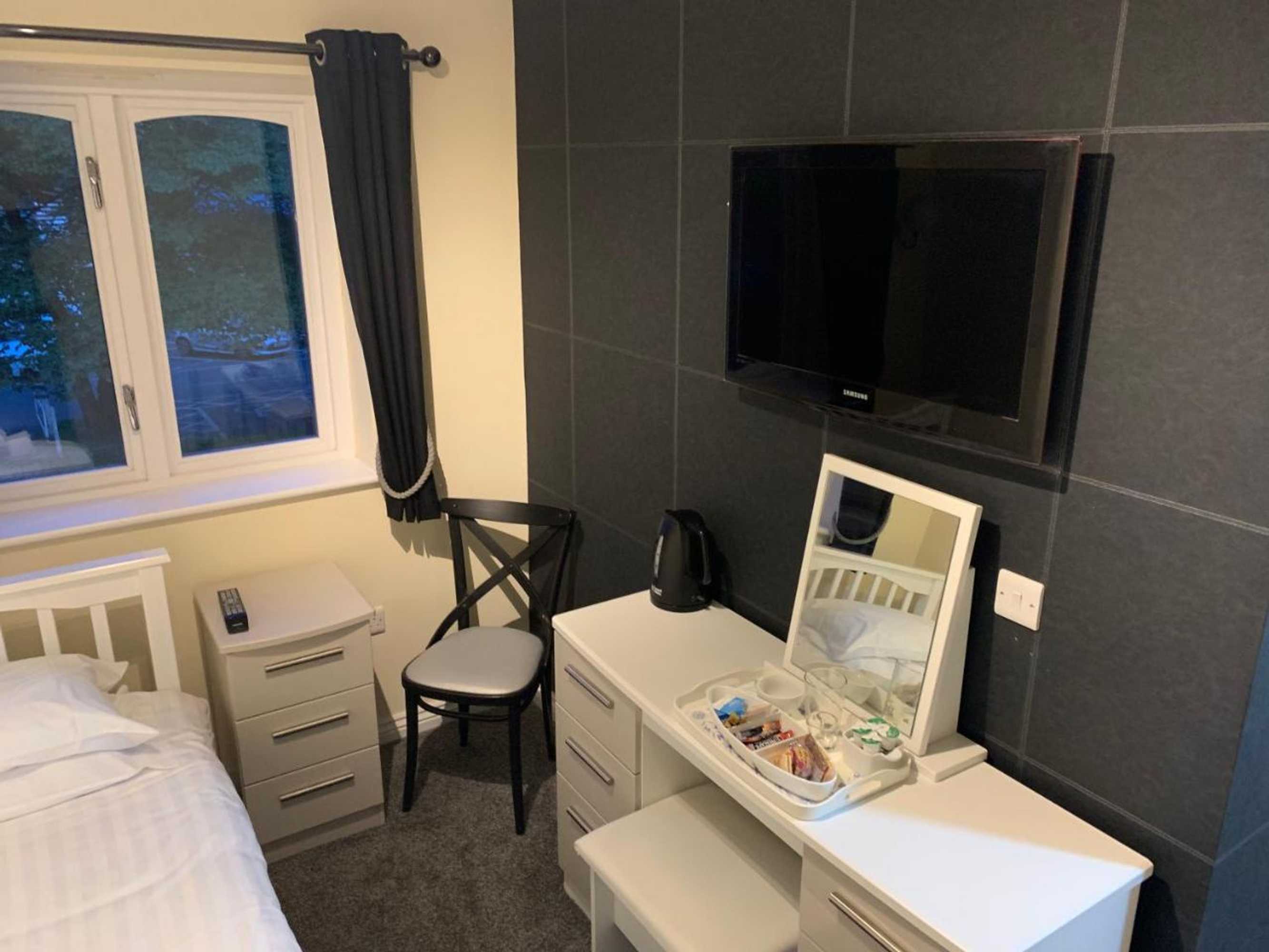 Gift card for Lake Lounge Rooms