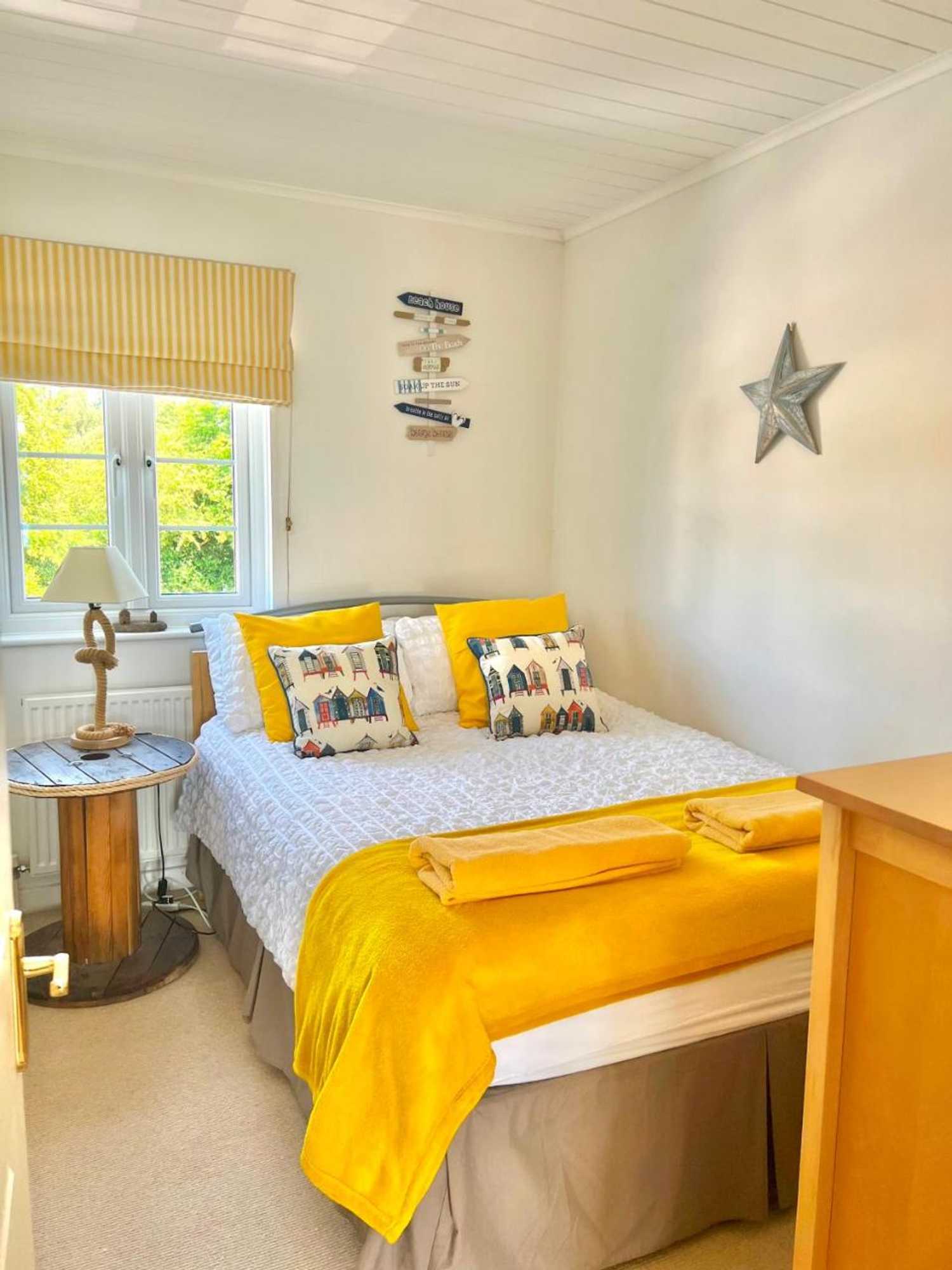 Gift card for Spinnaker Lodge · Cotswolds Lakeside Home Gift card for Spinnaker Lodge · Cotswolds Lakeside Home