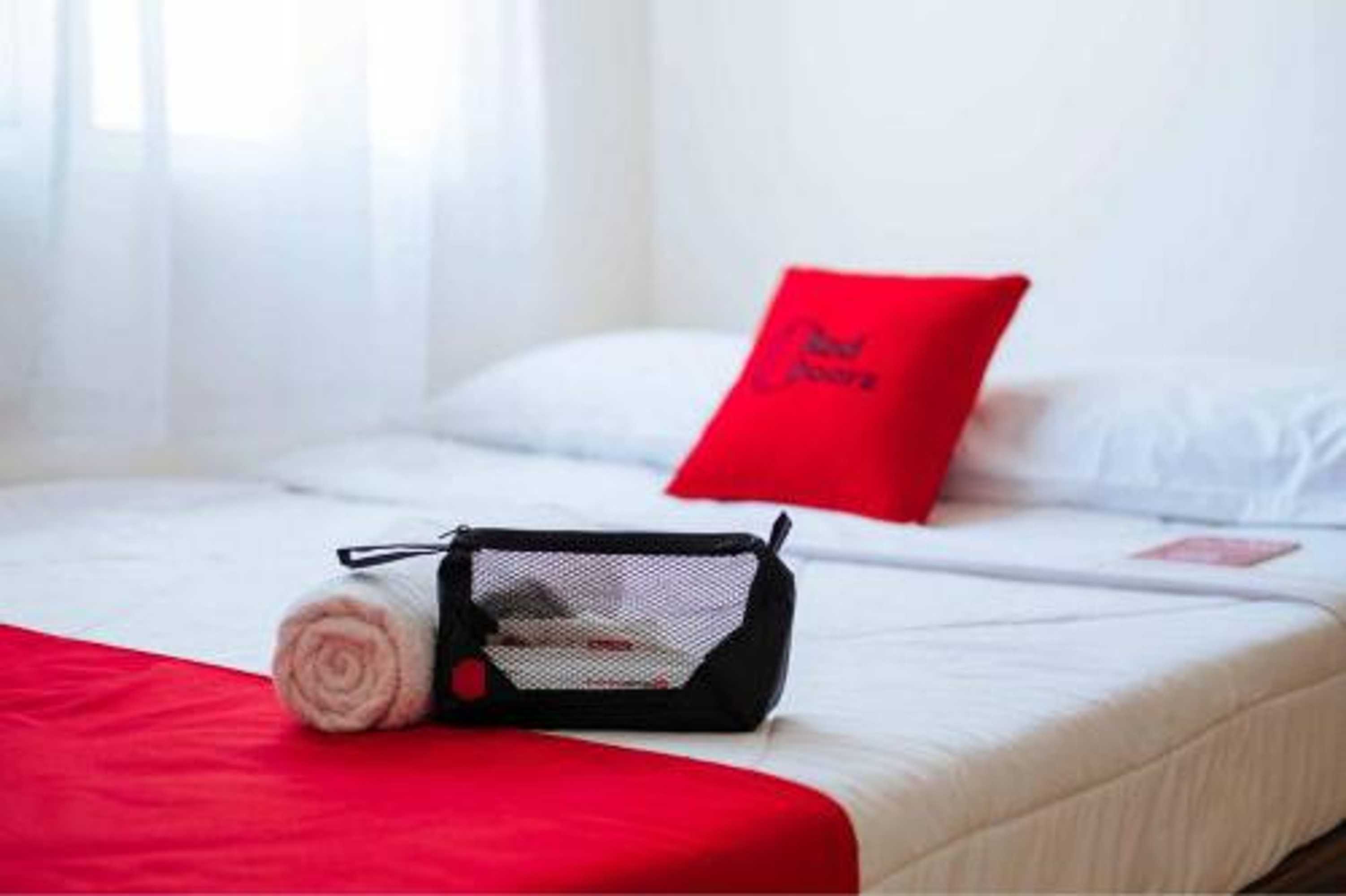 Gift card for Reddoorz Near Politeknik Negeri Lampung Gift card for Reddoorz Near Politeknik Negeri Lampung