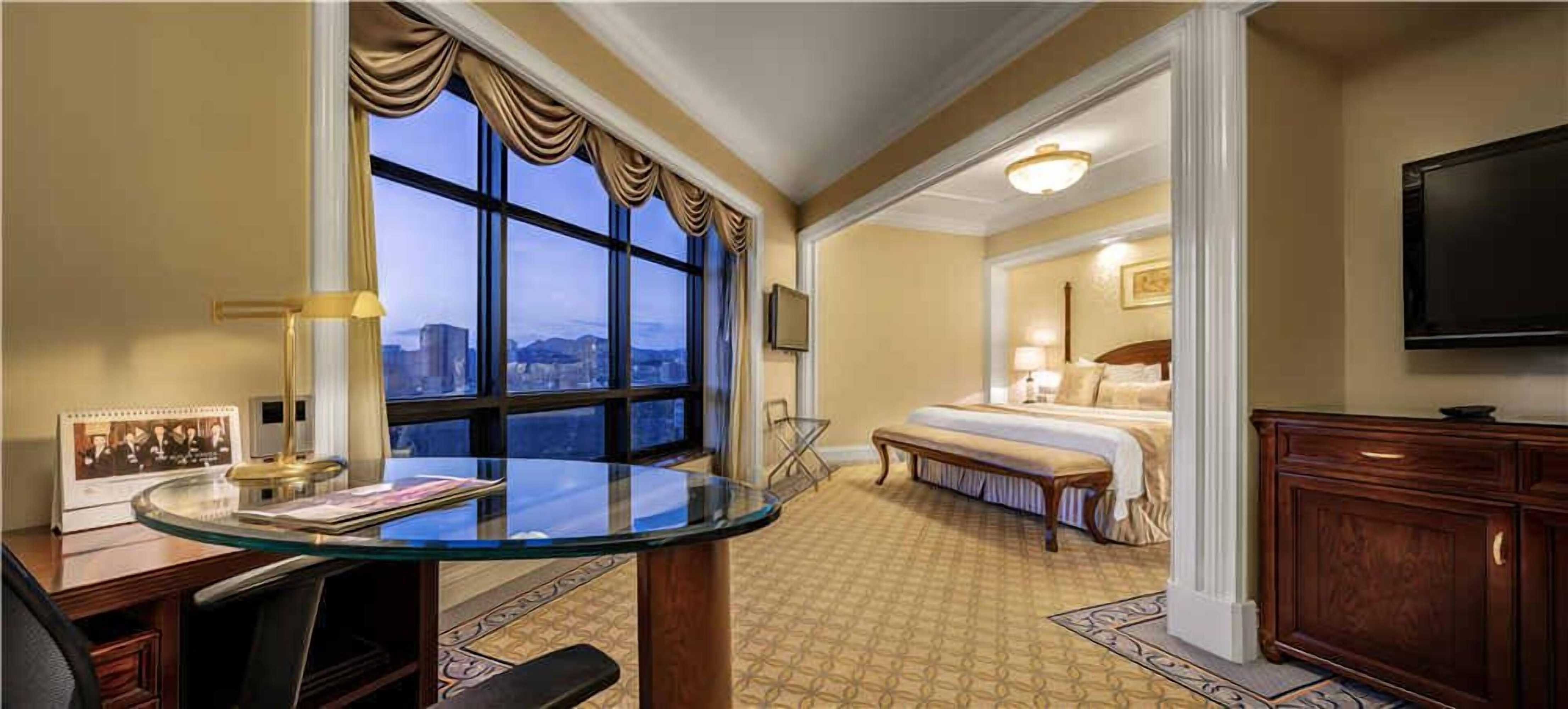Gift card for Zhongwei Green Lake Hotel Kunming Gift card for Zhongwei Green Lake Hotel Kunming