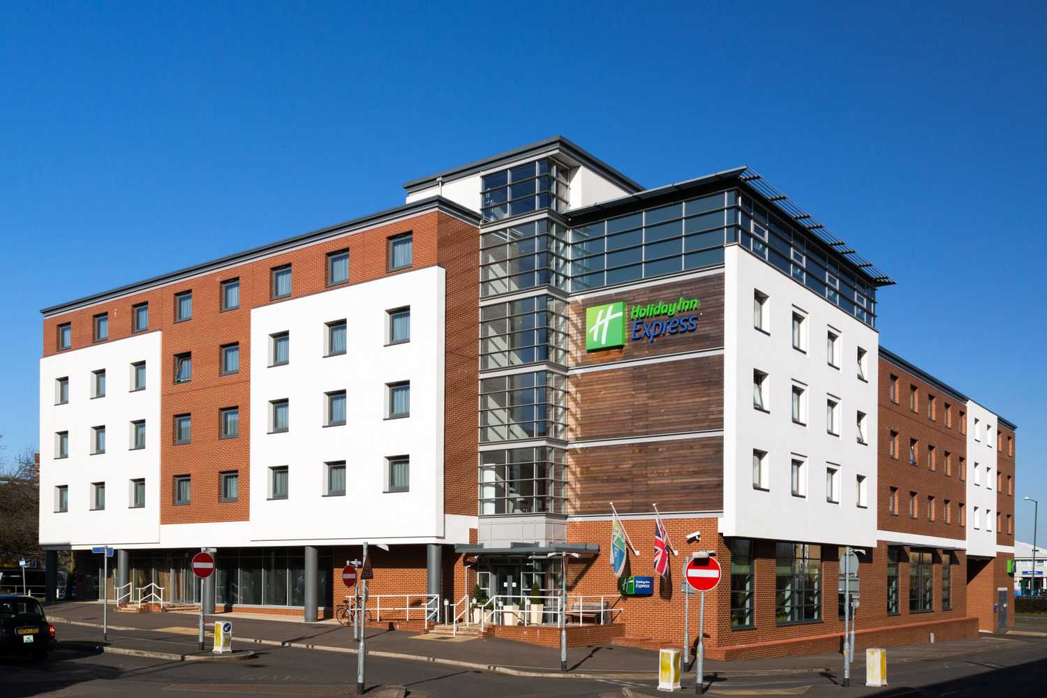 Gift card for Holiday Inn Express Harlow by Ihg