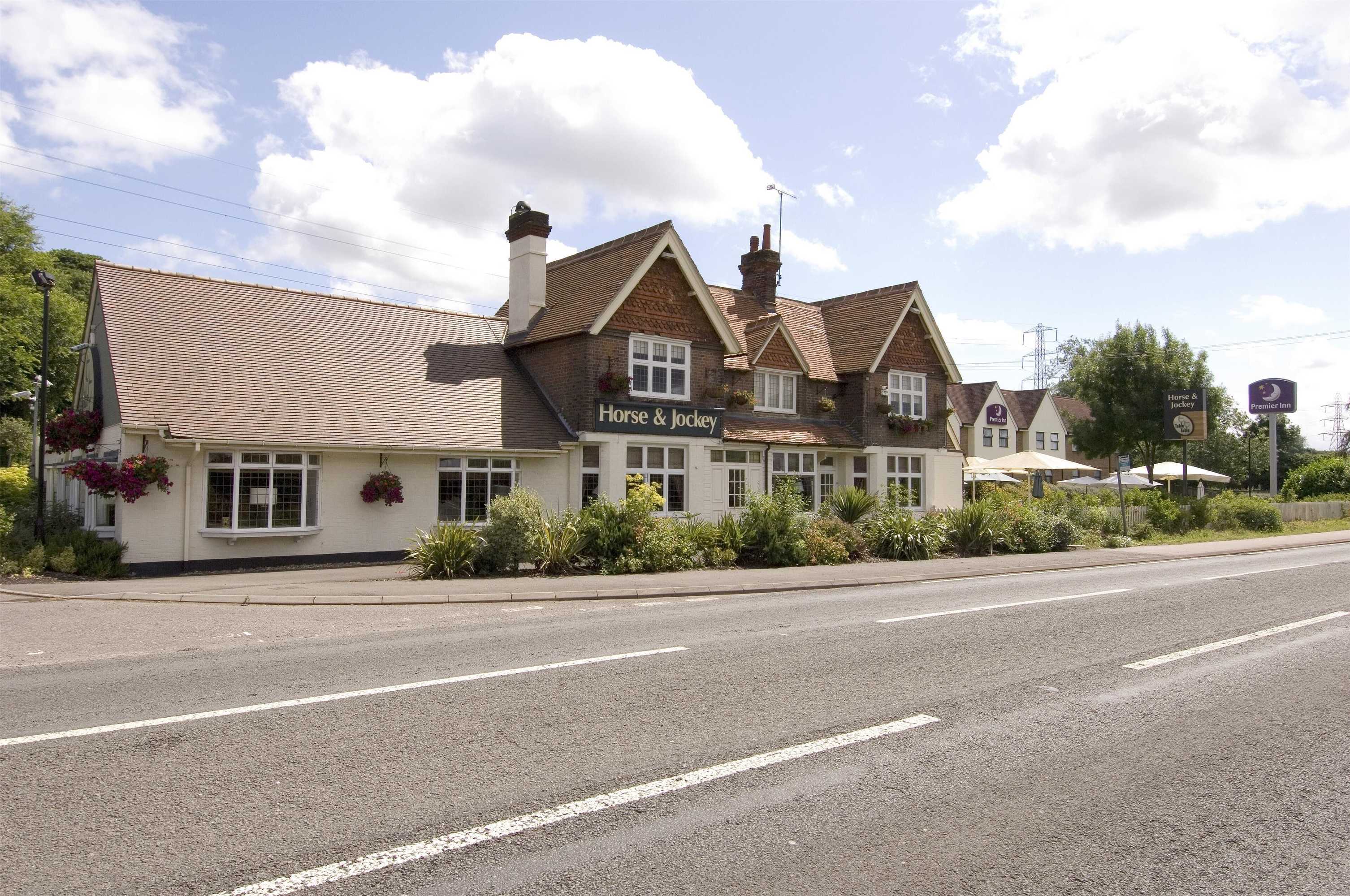 Gift card for Premier Inn Dunstable South A5