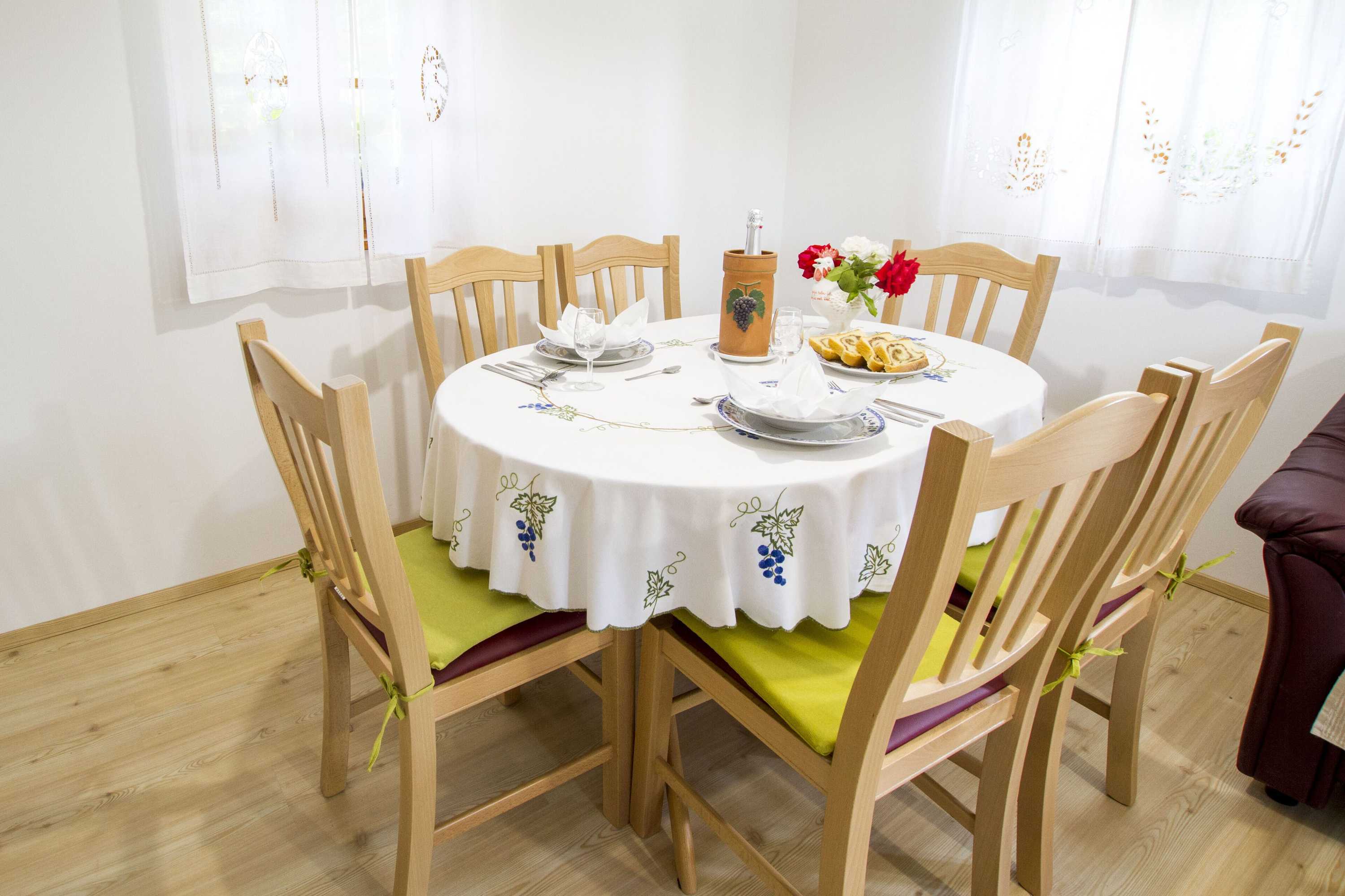 Gift card for Country House Srček With Two Bedrooms And Vineyard View Gift card for Country House Srček With Two Bedrooms And Vineyard View