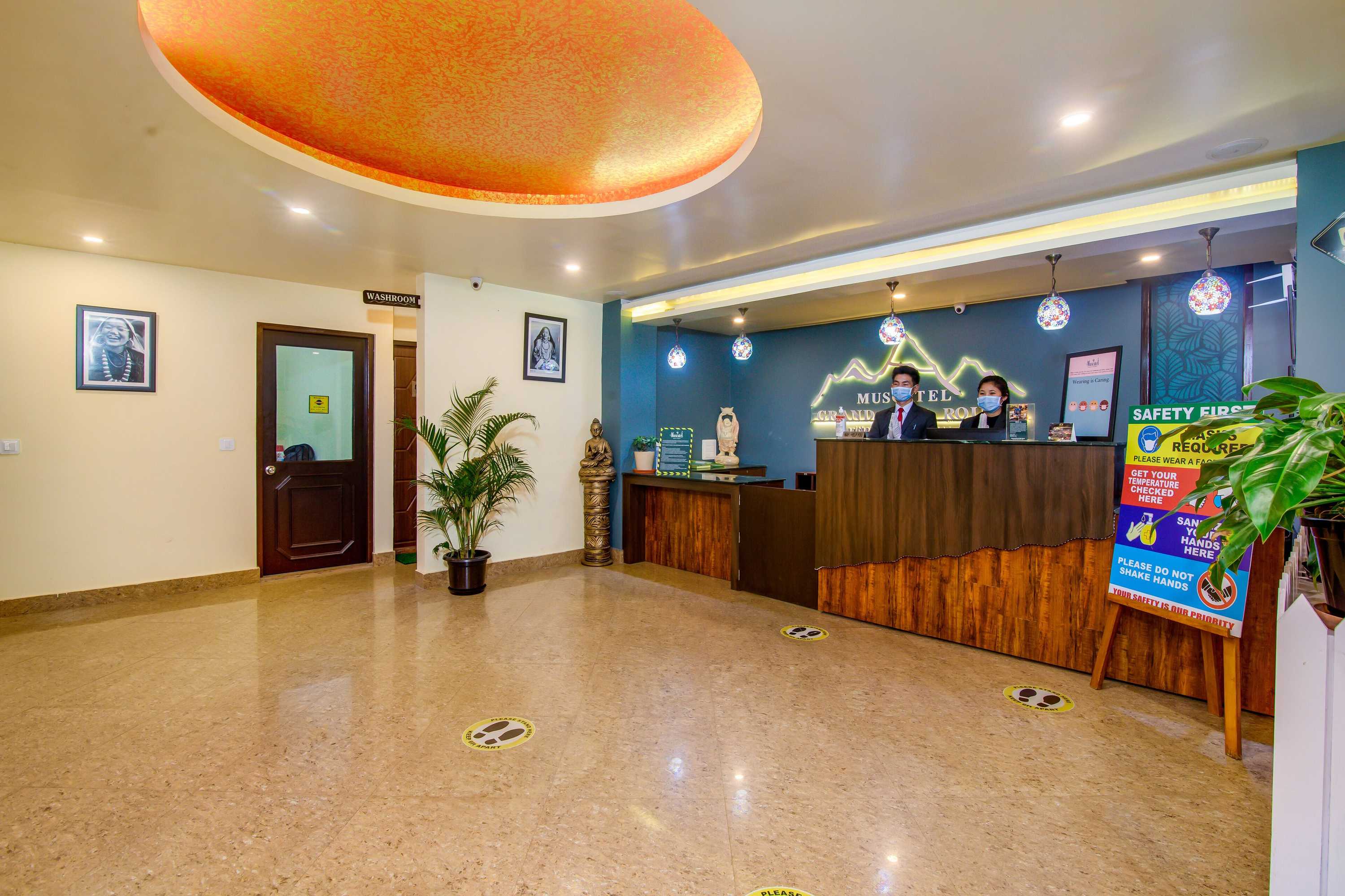 Gift card for Muscatel Grand Silkroute 300 Mts MG Marg Gift card for Muscatel Grand Silkroute 300 Mts MG Marg
