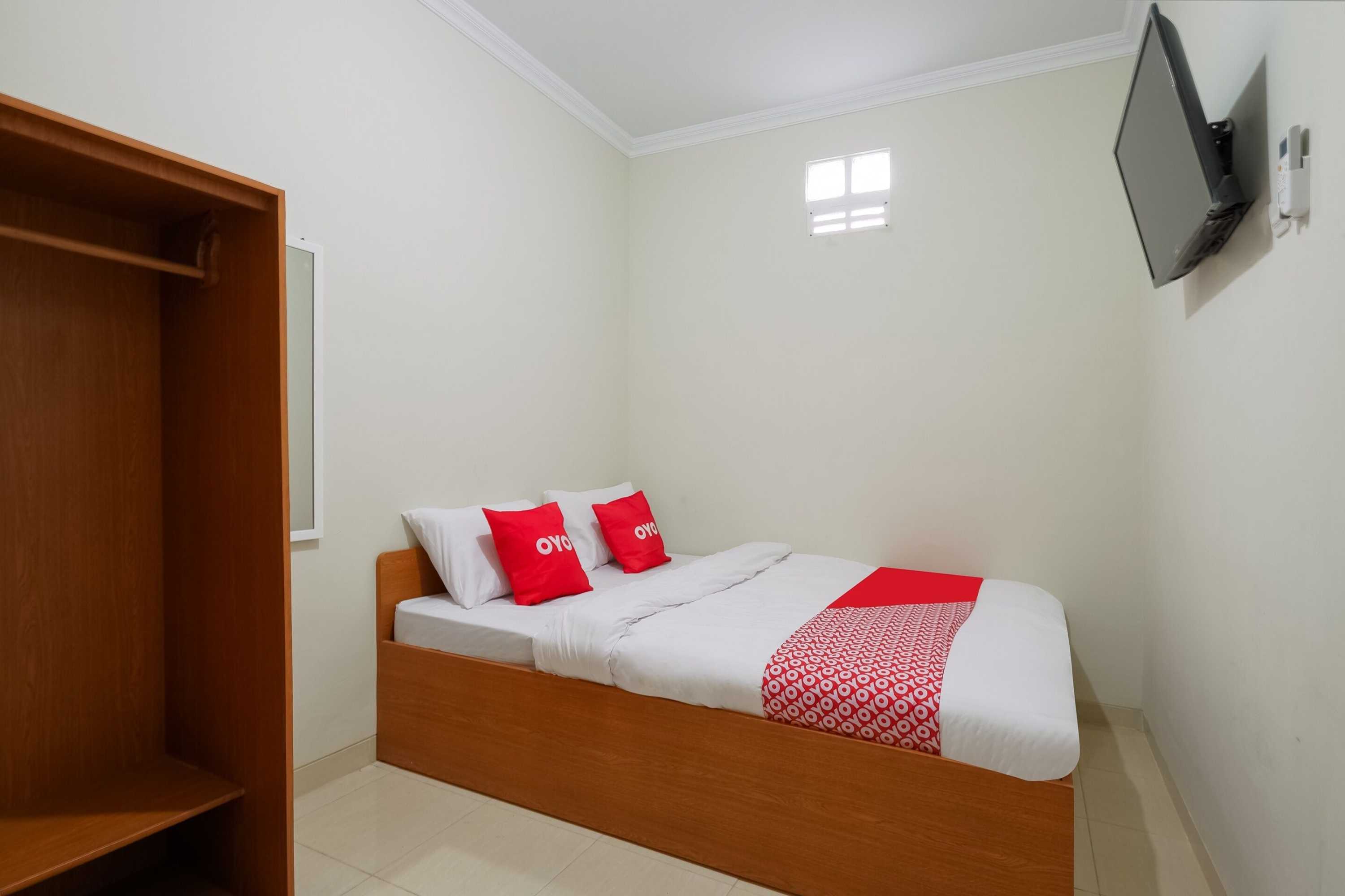 Gift card for Oyo 90045 Annafi Apartel Gift card for Oyo 90045 Annafi Apartel