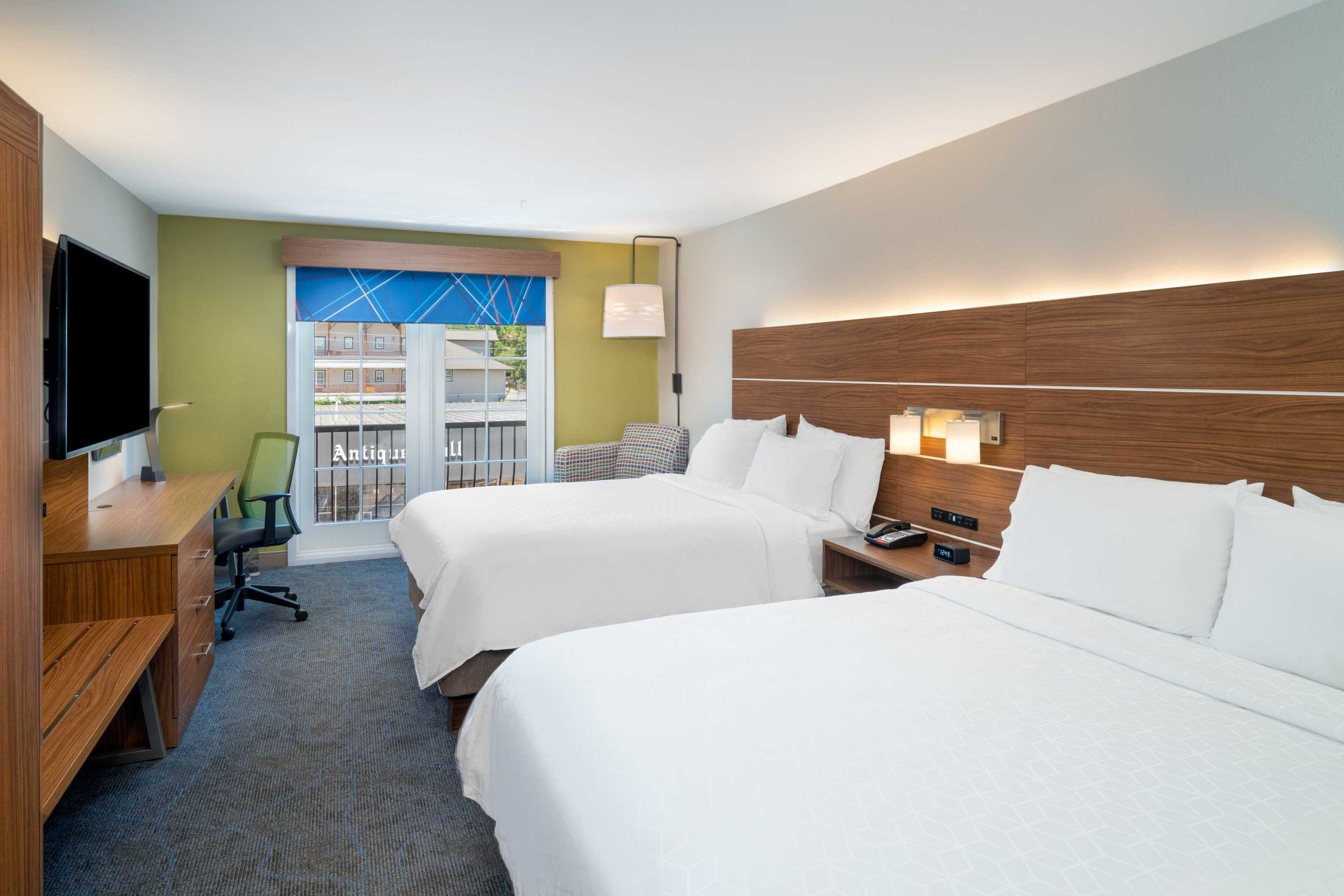 Gift card for Holiday Inn Express & Suites Dahlonega by Ihg Gift card for Holiday Inn Express & Suites Dahlonega by Ihg