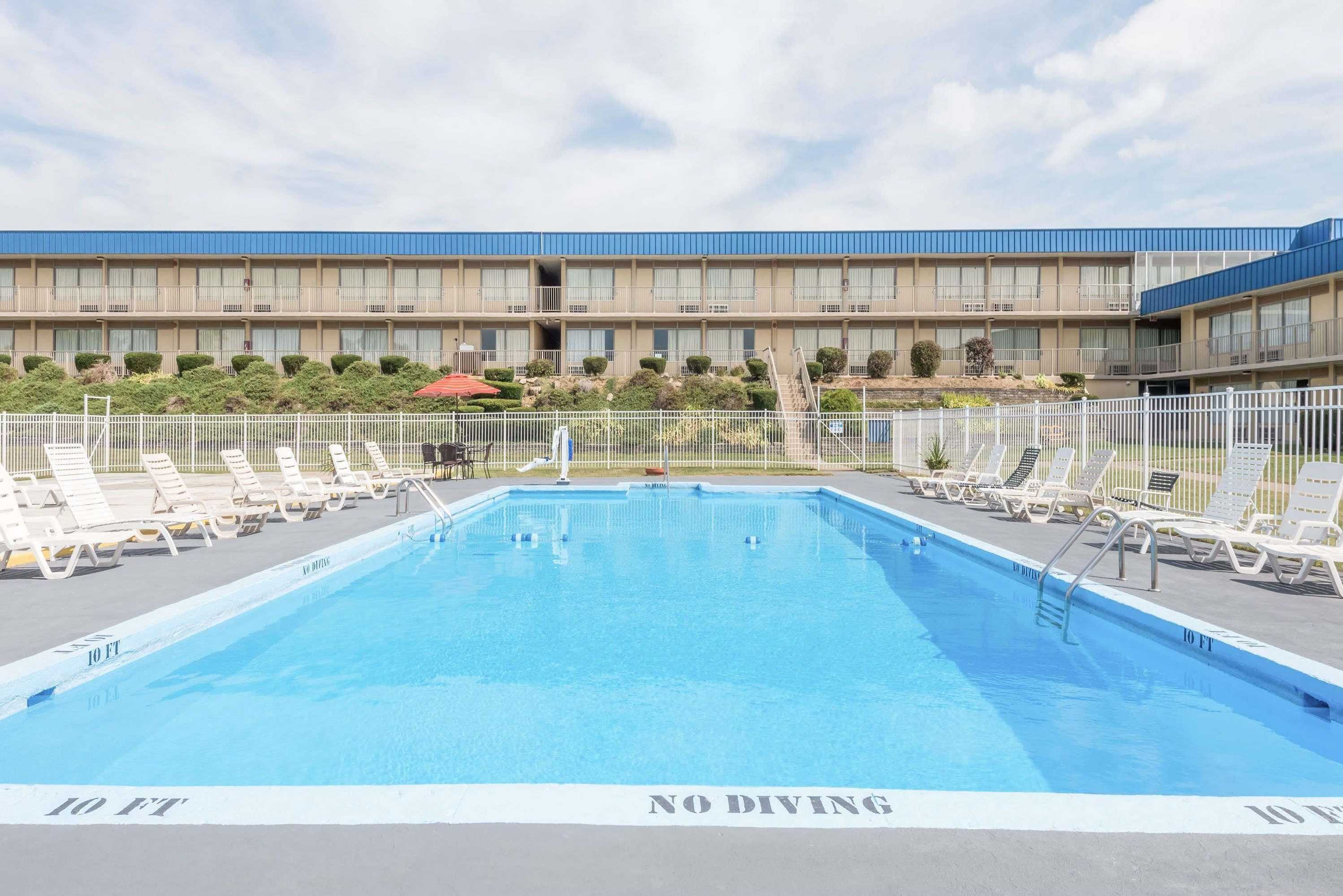 Gift card for Days Inn by Wyndham St Clairsville Gift card for Days Inn by Wyndham St Clairsville