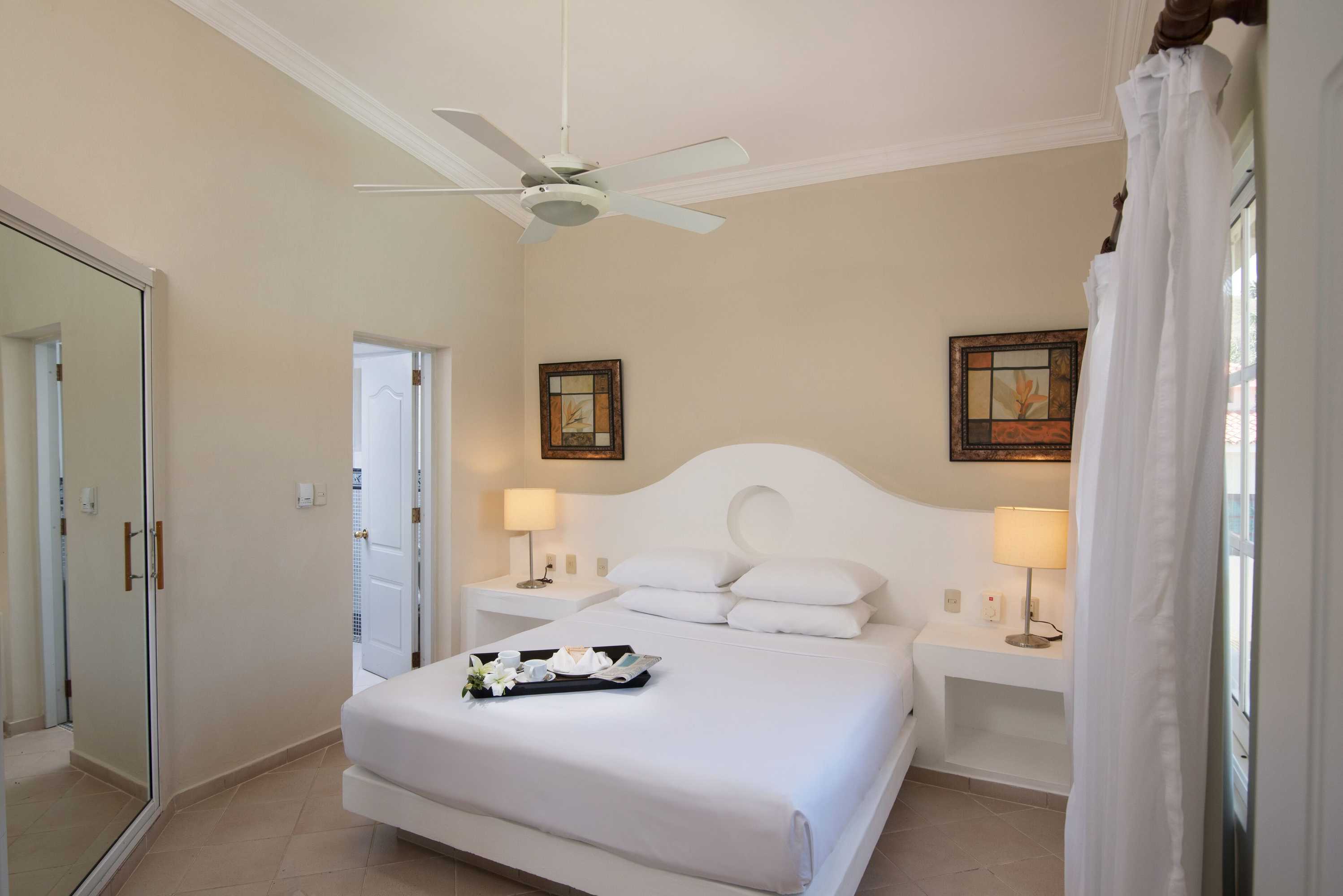 Gift card for Lifestyle Crown Residence Suites - All Inclusive Gift card for Lifestyle Crown Residence Suites - All Inclusive