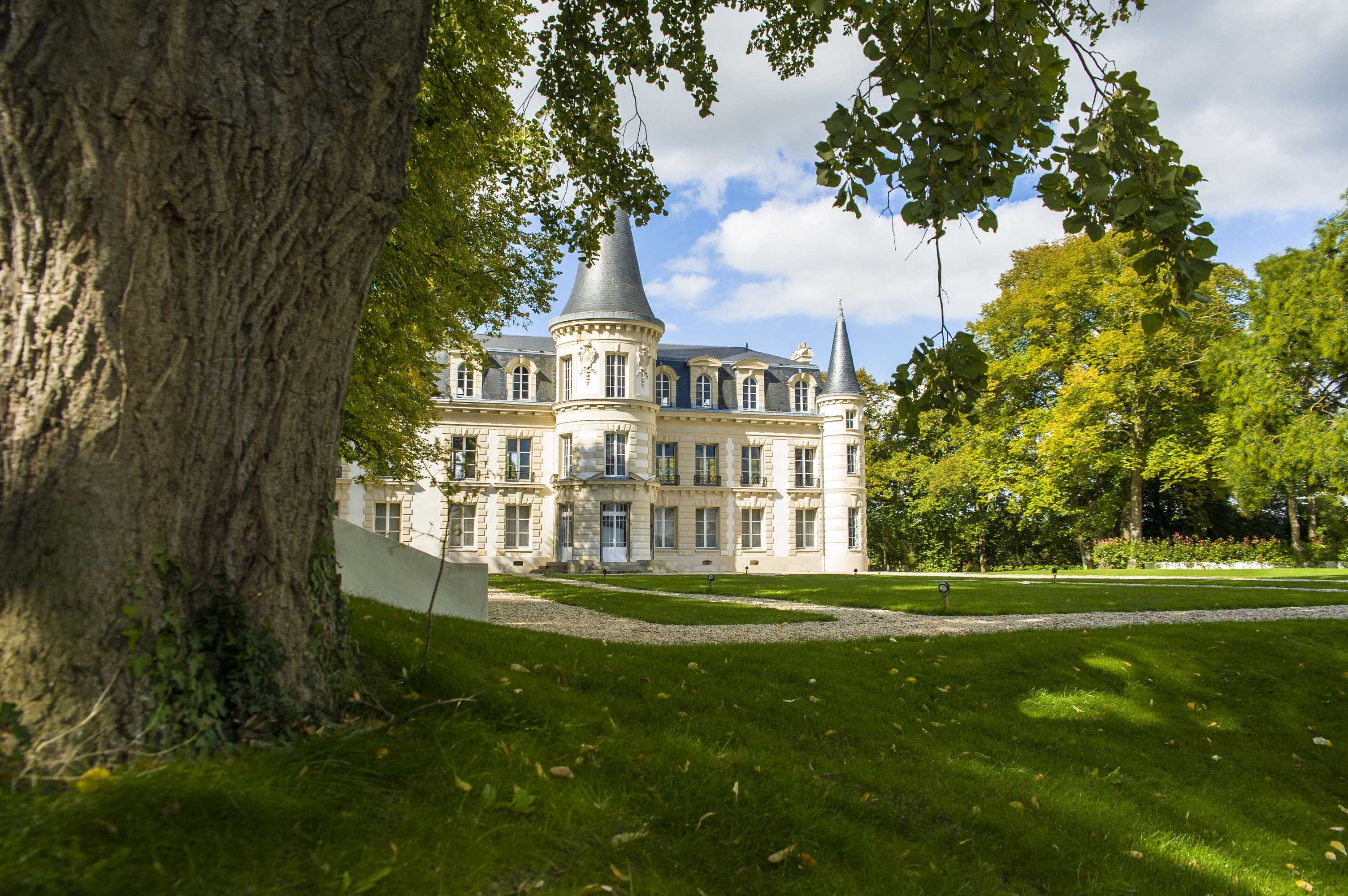 Gift card for Le Château D'hardricourt Gift card for Le Château D'hardricourt