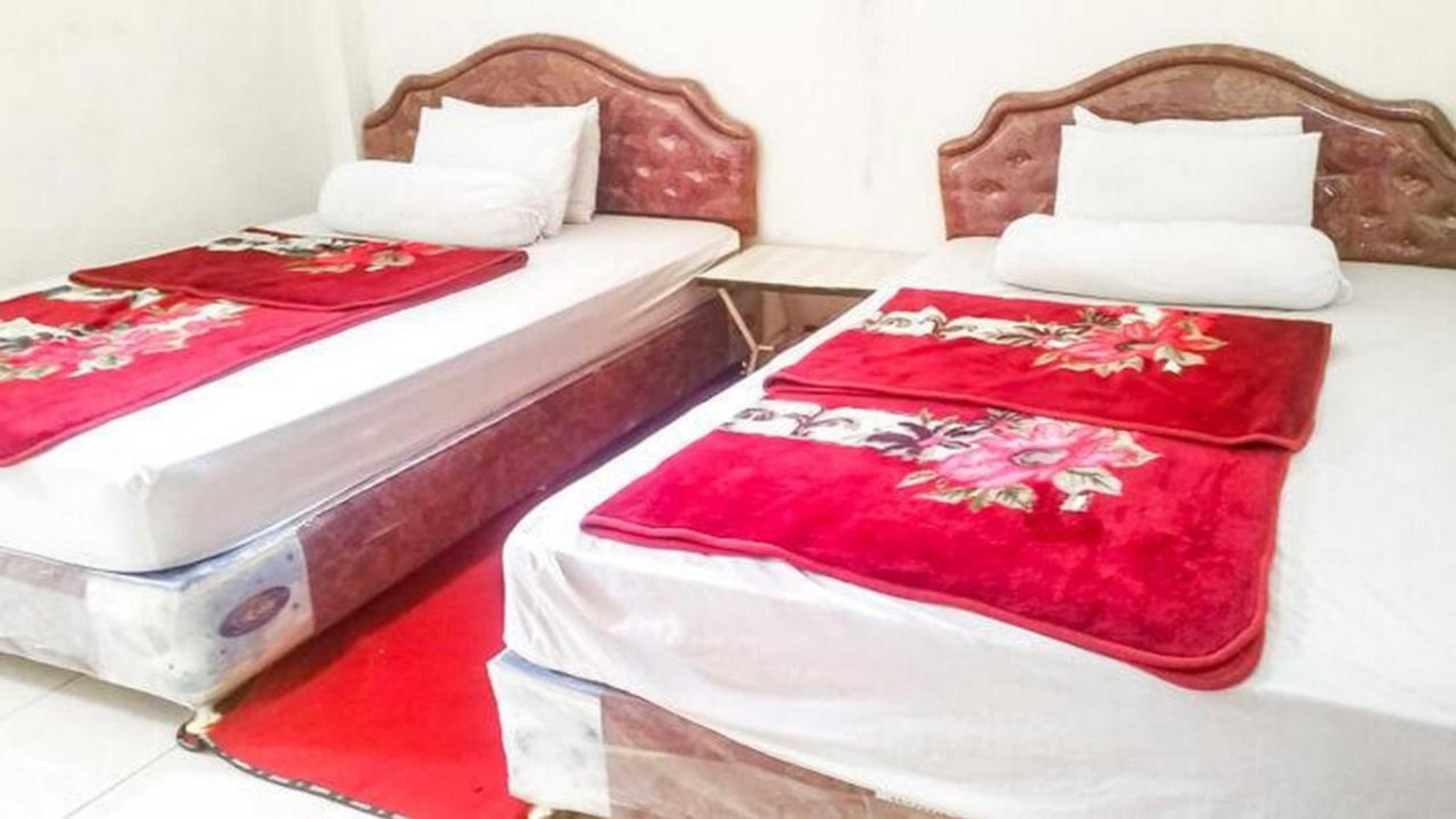 Gift card for Villa Al Barokah Syariah Family Mitra Reddoorz Near Sarangan Lake