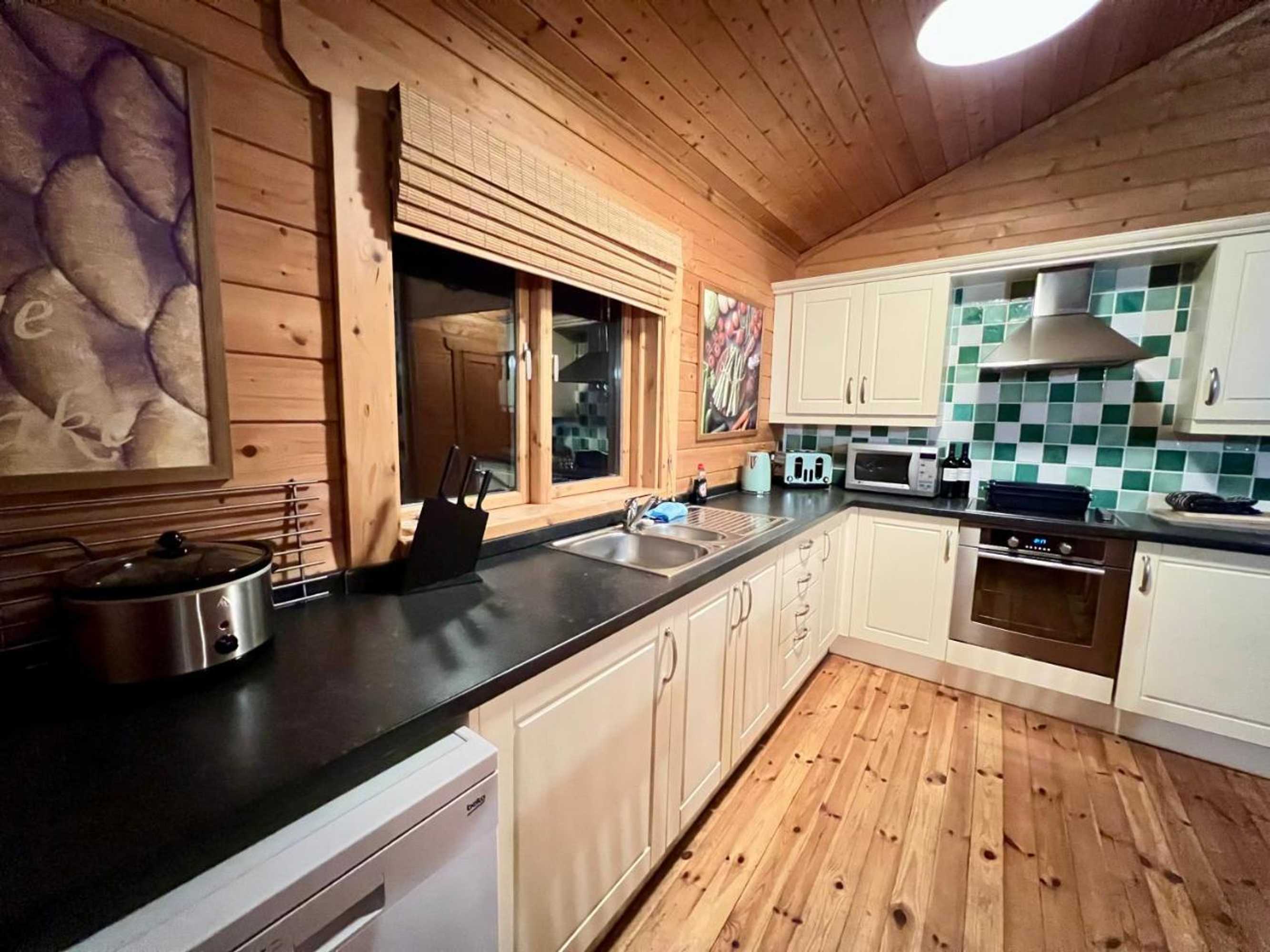 Gift card for Tufty Lodge, Lake Pochard Lodge 9