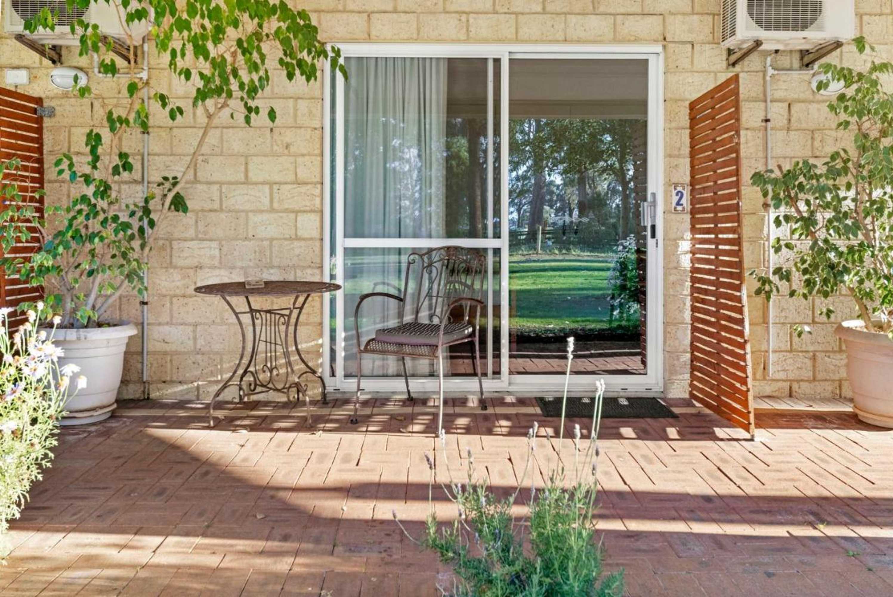 Gift card for Inn The Tuarts Guest Lodge Busselton