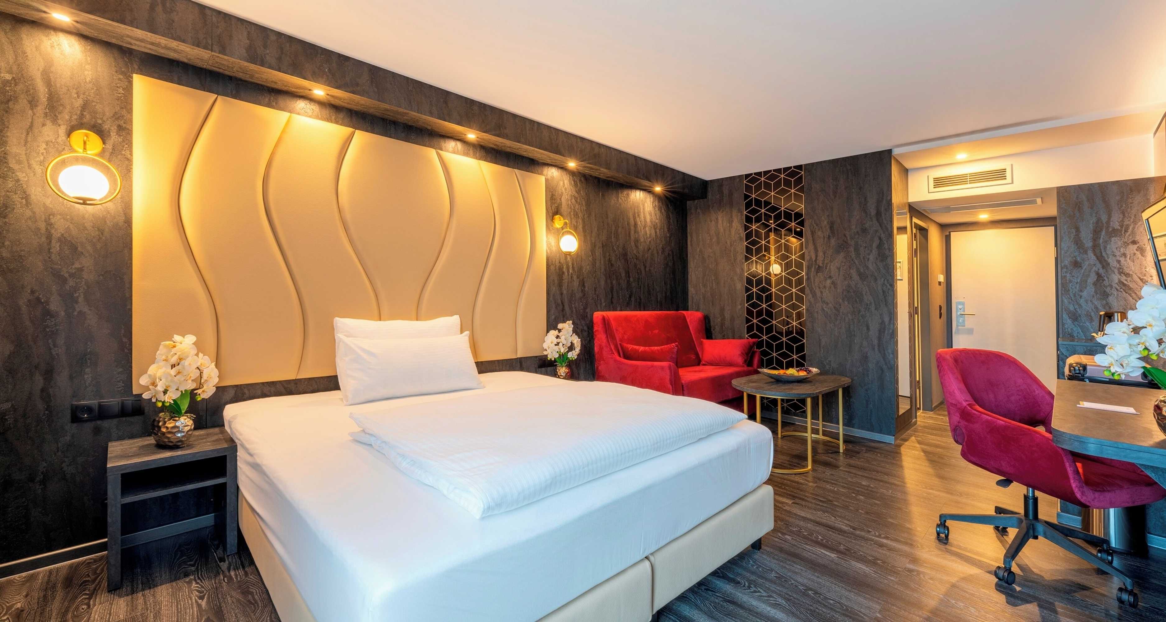 Gift card for Plaza Premium Parkhotel Neu-Ulm Gift card for Plaza Premium Parkhotel Neu-Ulm