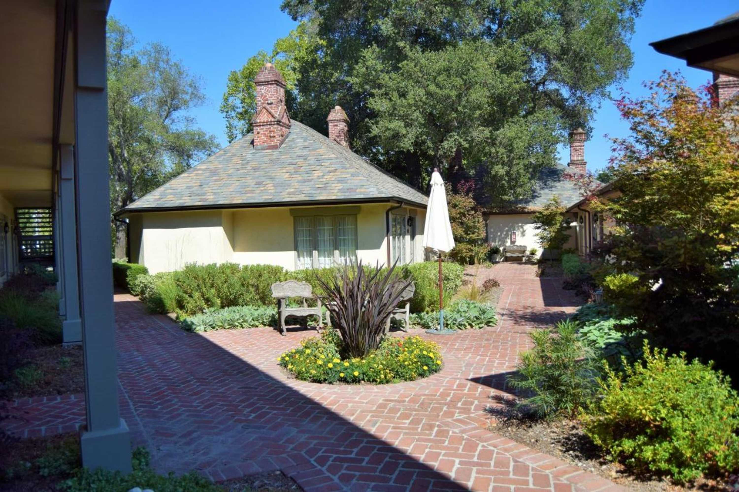 Gift card for Vineyard Country Inn