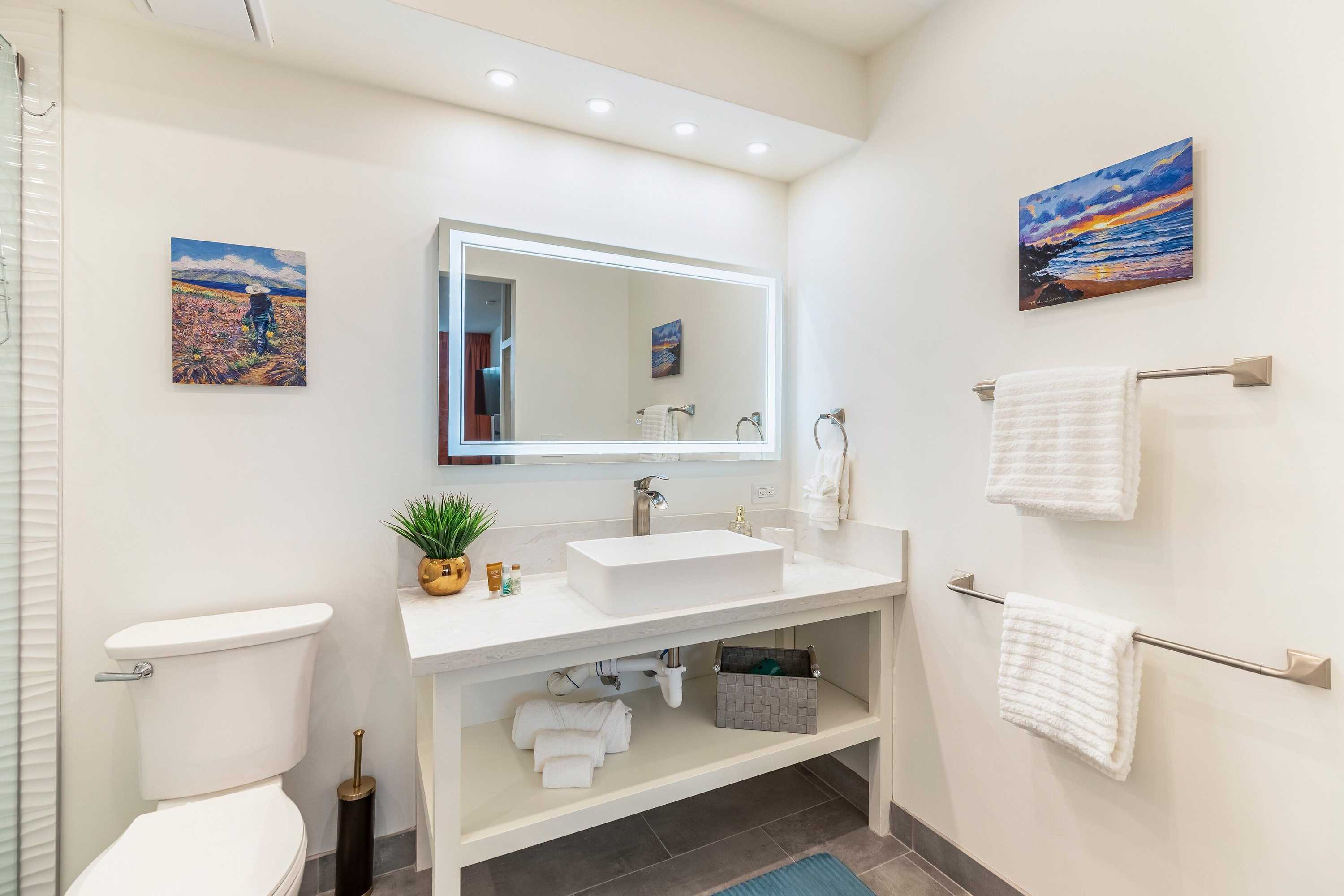 Gift card for Kuau Plaza Paia Condo With Parking